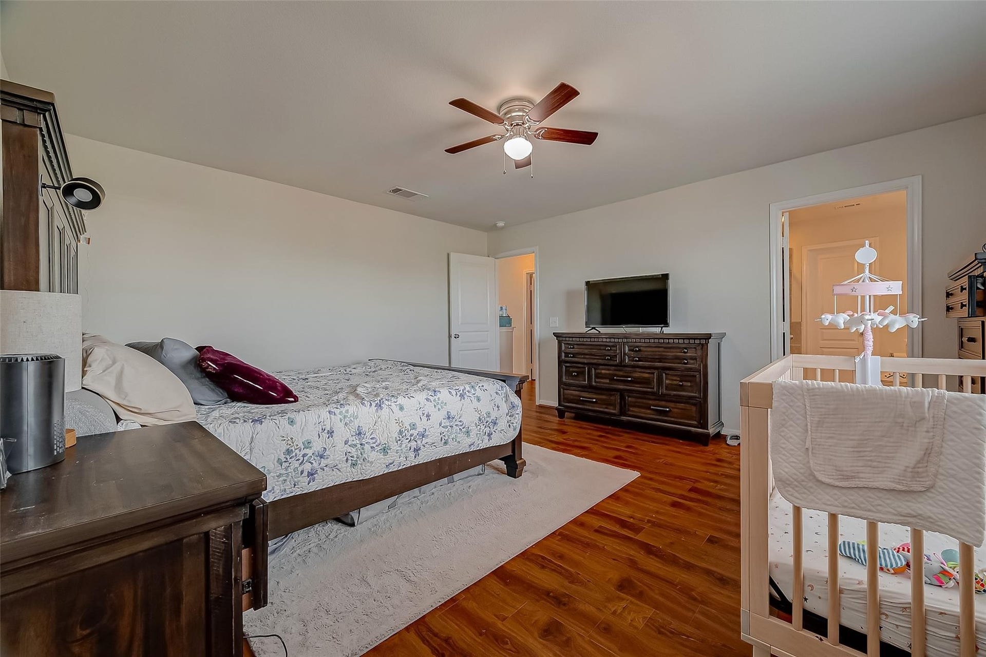 13907 Rimple Bend Lane, Houston, TX 77048 Primary Bedroom