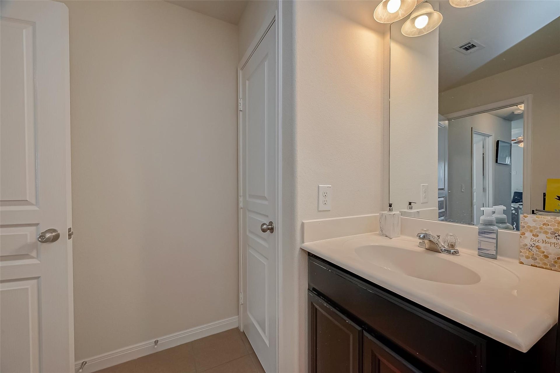13907 Rimple Bend Lane, Houston, TX 77048 Bathroom 3