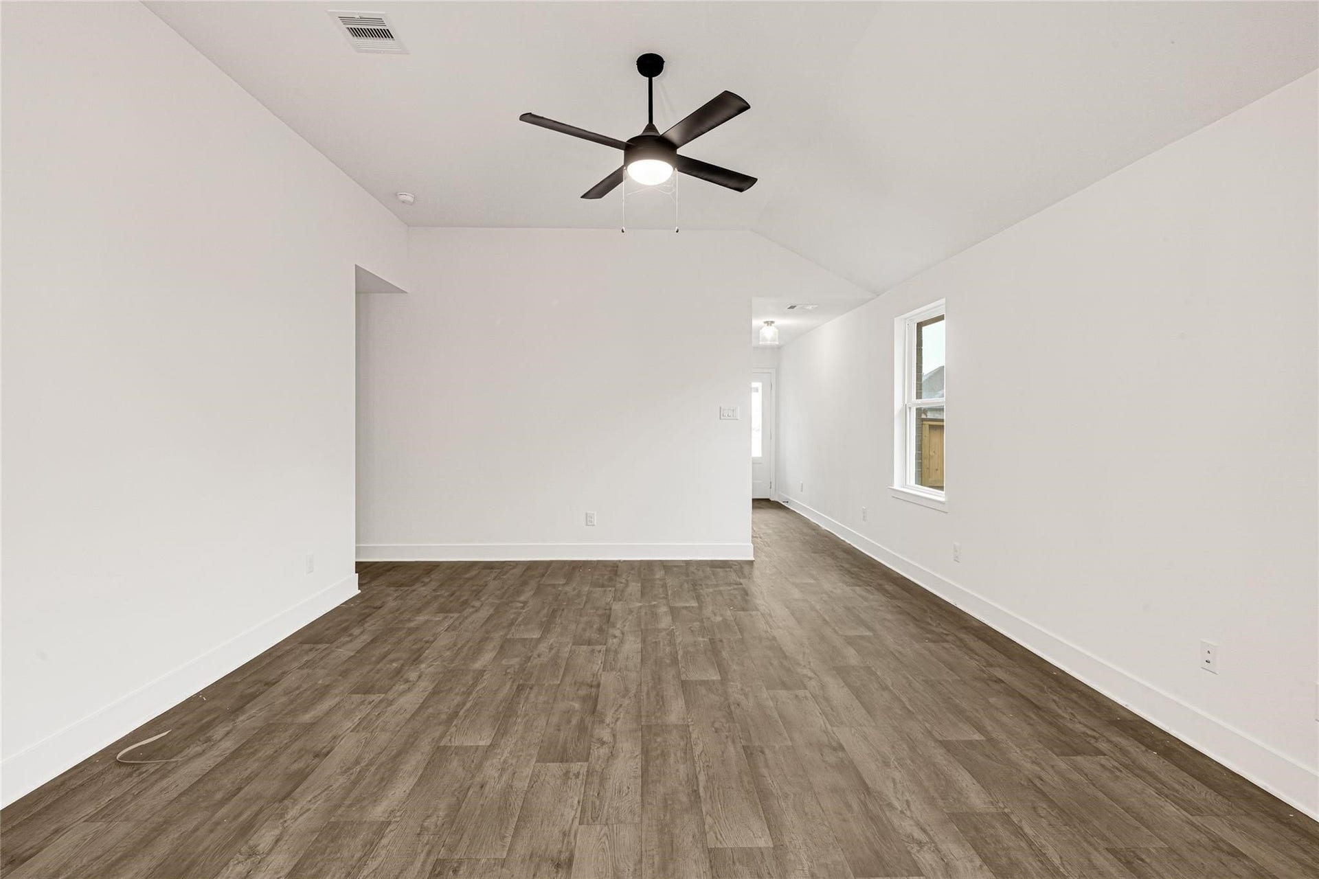 4410 W Bayou Maison Circle, Dickinson, TX 77539 4410 W Bayou Maison Circle, Dickinson, TX 77539