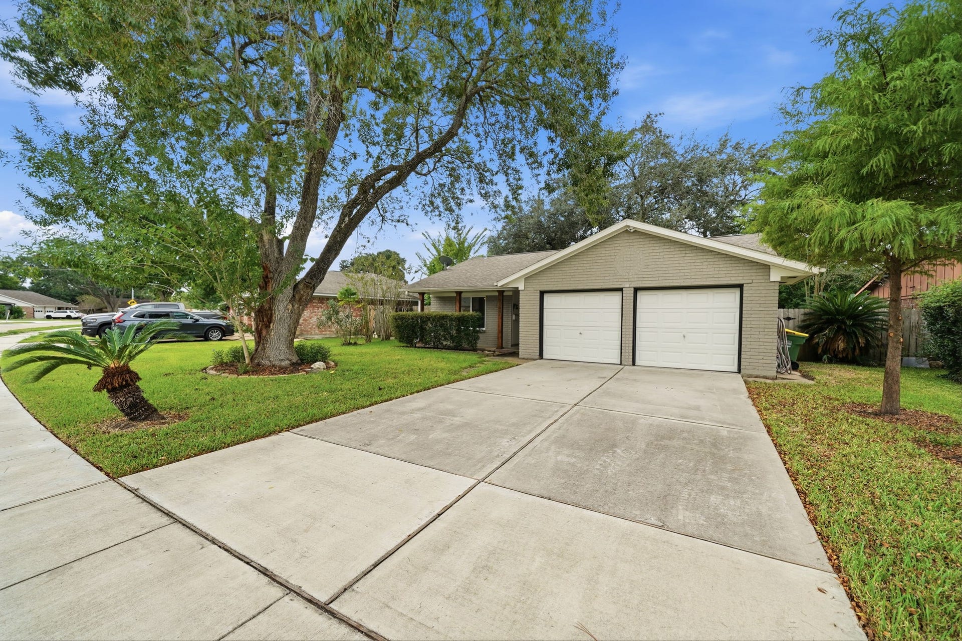 5208 Cunningham Drive, Pearland, TX 77581 5208 Cunningham Drive, Pearland, TX 77581