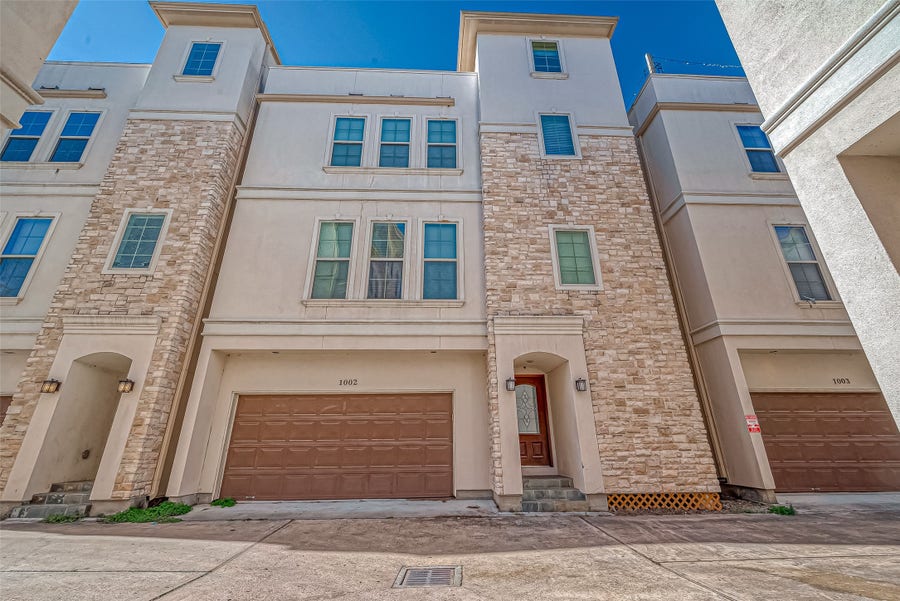 Property photo for 5226 Kiam Street, #1002, Houston, TX