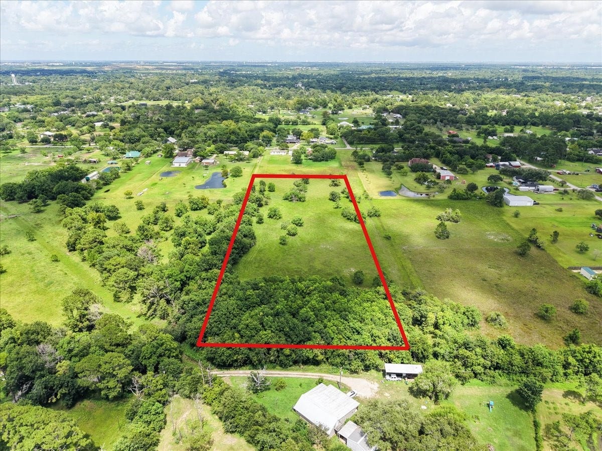Tract 1 Avenue P, Santa Fe, TX 77510 Tract 1 Avenue P, Santa Fe, TX 77510
