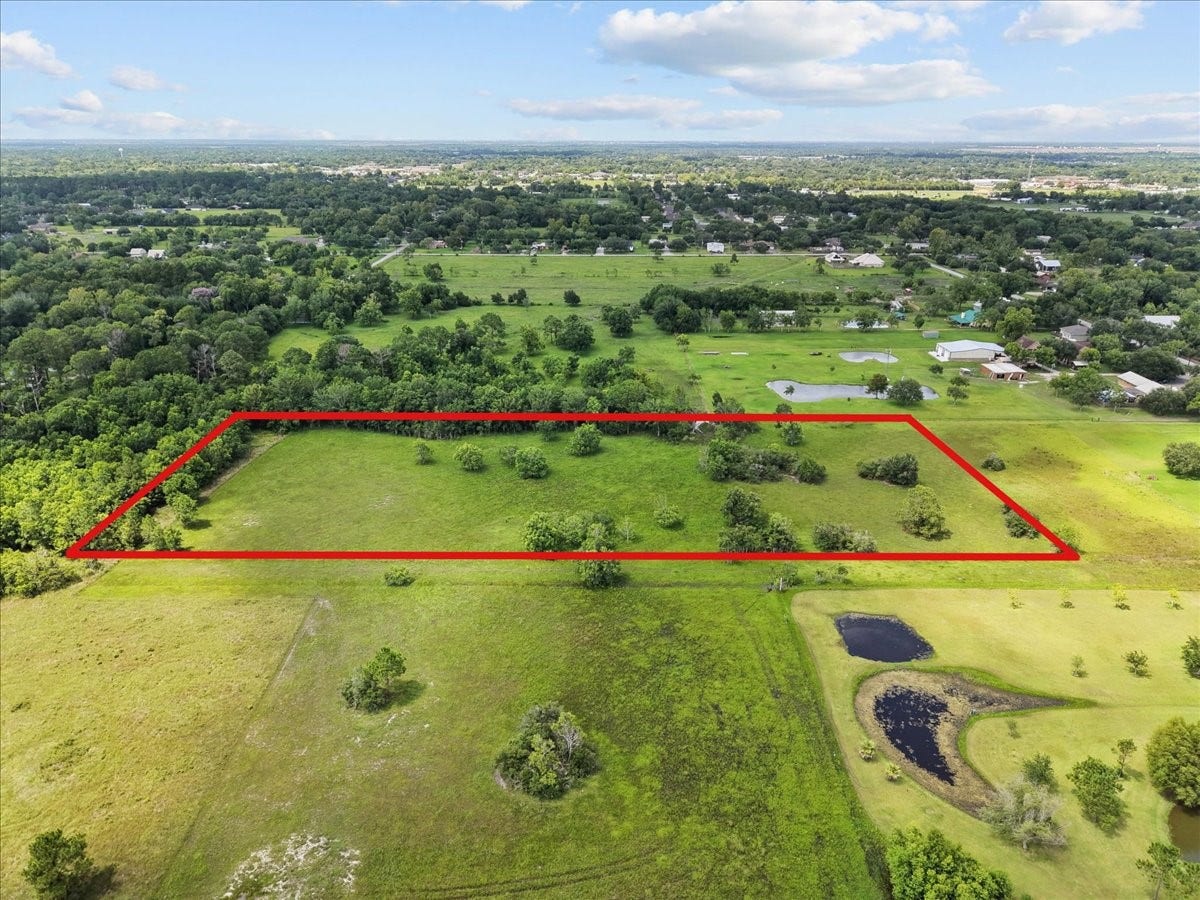 Tract 1 Avenue P, Santa Fe, TX 77510 Tract 1 Avenue P, Santa Fe, TX 77510