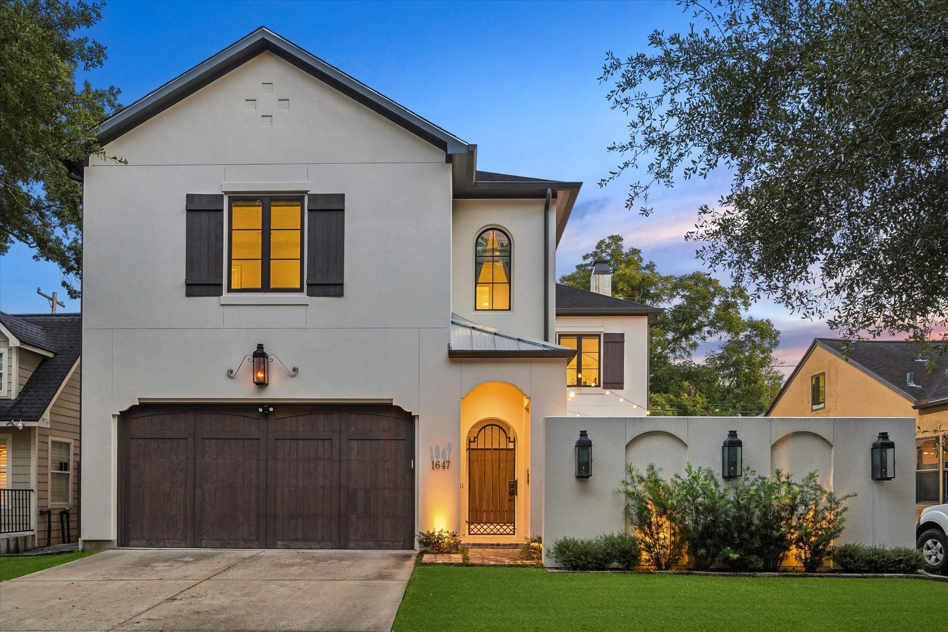 1647 Vassar Street, Houston, TX 77006 Beautiful French Country residence in Boulevard Oaks.