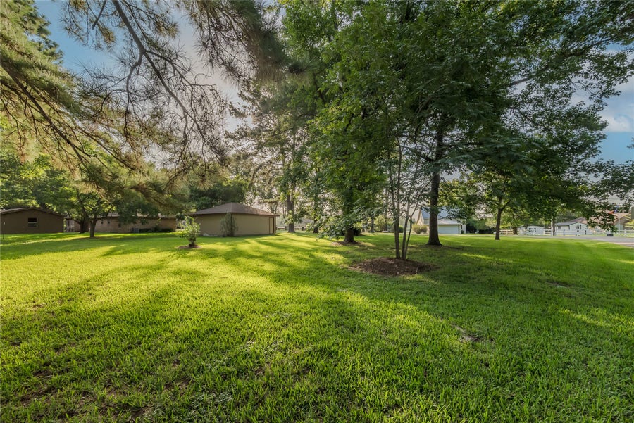Property photo for 0 Cozy Cove Lane, Willis, TX