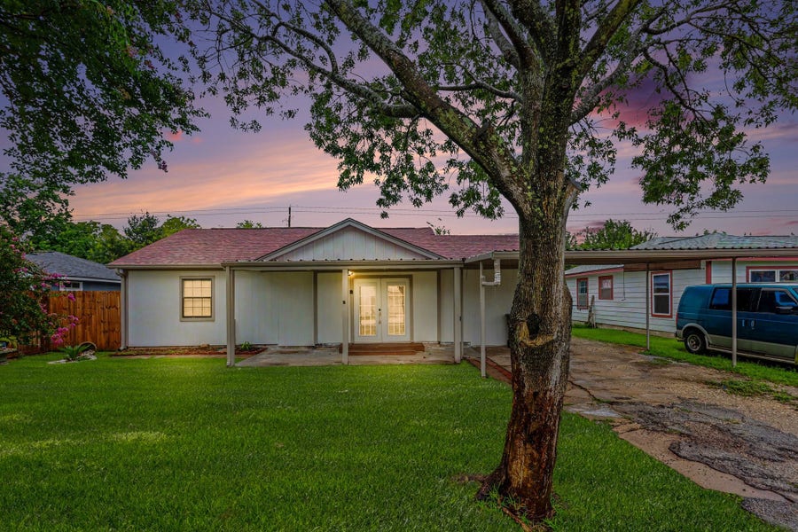Property photo for 13334 Emporia Street, Houston, TX