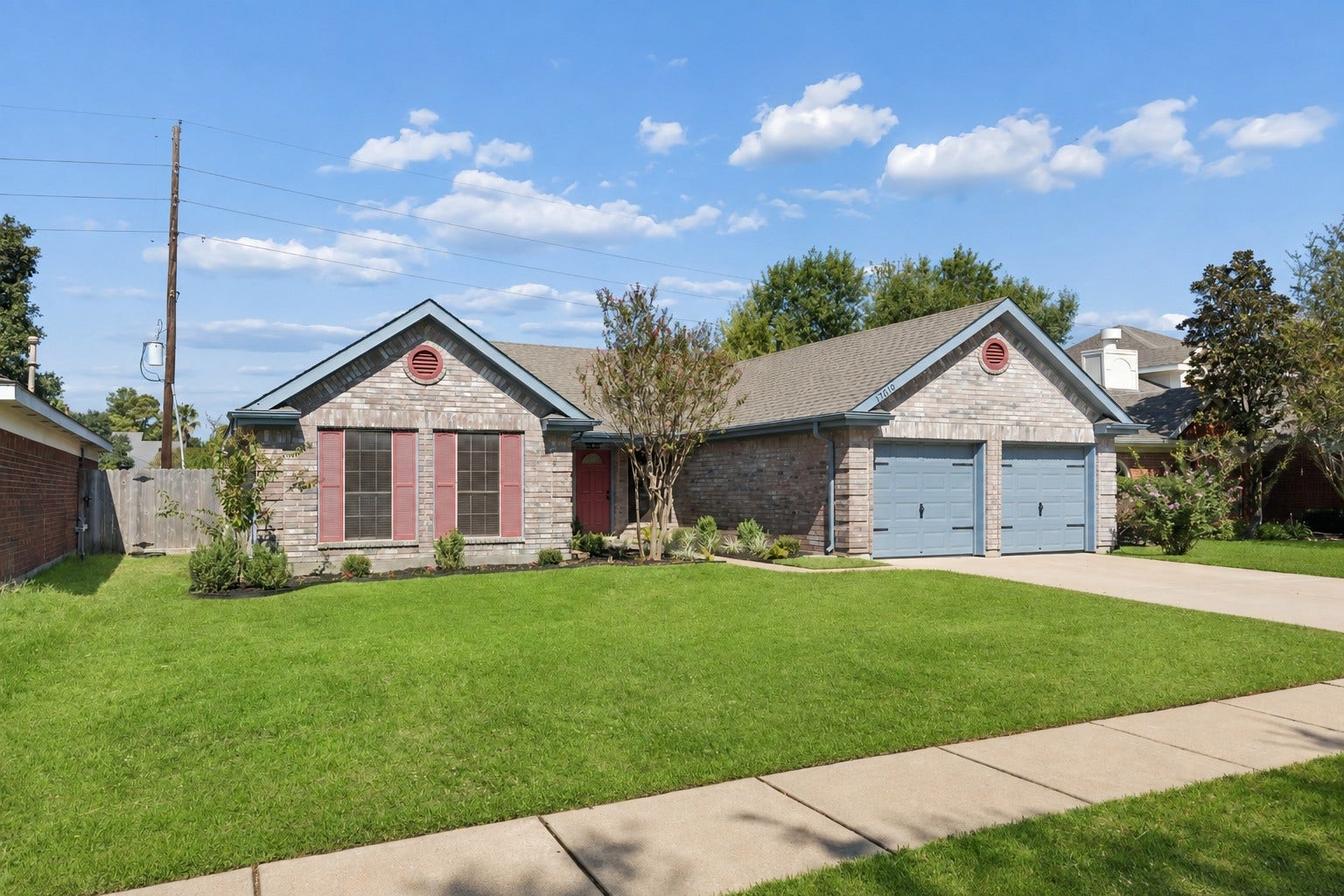 17610 Garnercrest Drive, Houston, TX 77095
