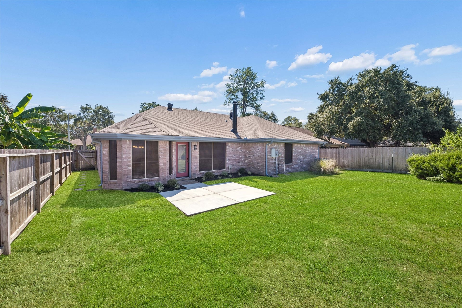 17610 Garnercrest Drive, Houston, TX 77095