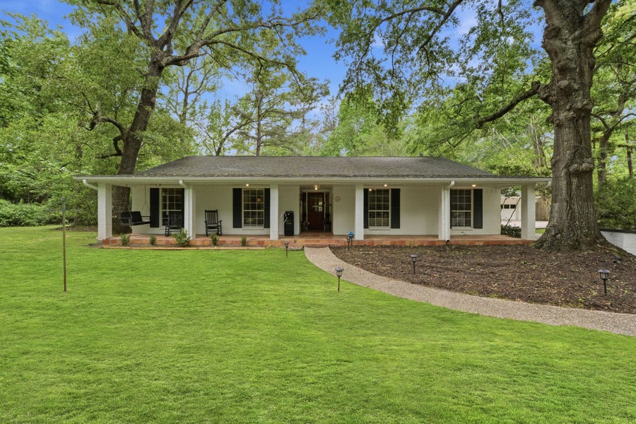 Property photo for 619 Tall Pines Drive, Magnolia, TX