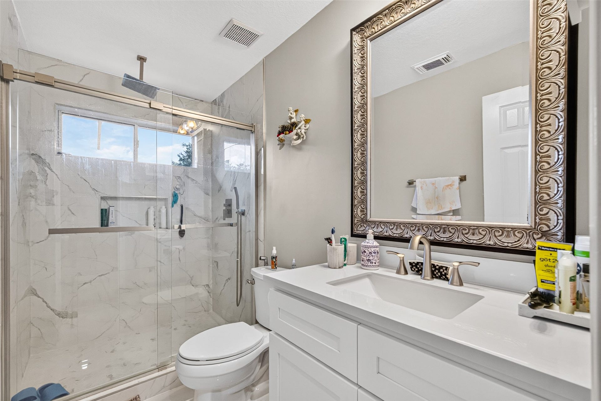1802 Pepper Tree Court, Sugar Land, TX 77479 1802 Pepper Tree Court, Sugar Land, TX 77479