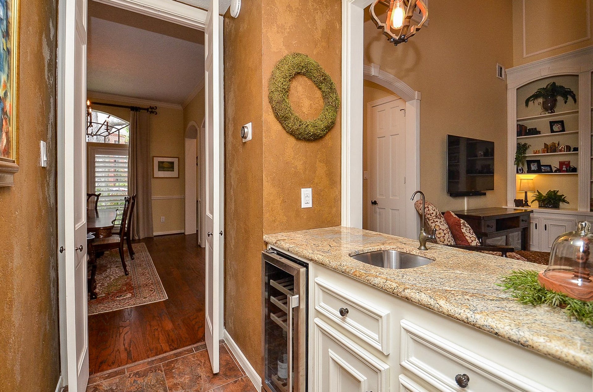 19 Ambleside Crescent Drive, Sugar Land, TX 77479 19 Ambleside Crescent Drive, Sugar Land, TX 77479