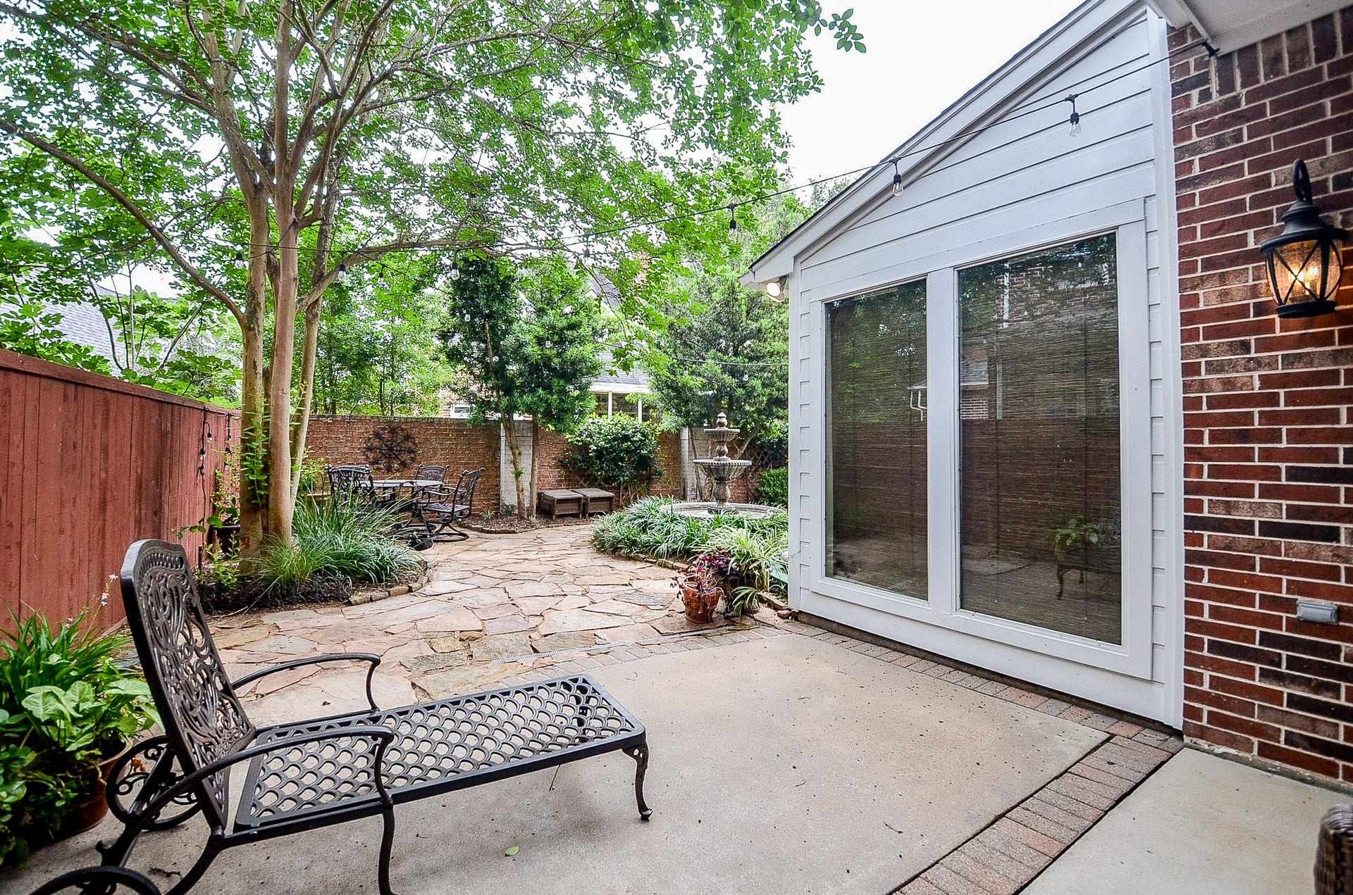 19 Ambleside Crescent Drive, Sugar Land, TX 77479 19 Ambleside Crescent Drive, Sugar Land, TX 77479