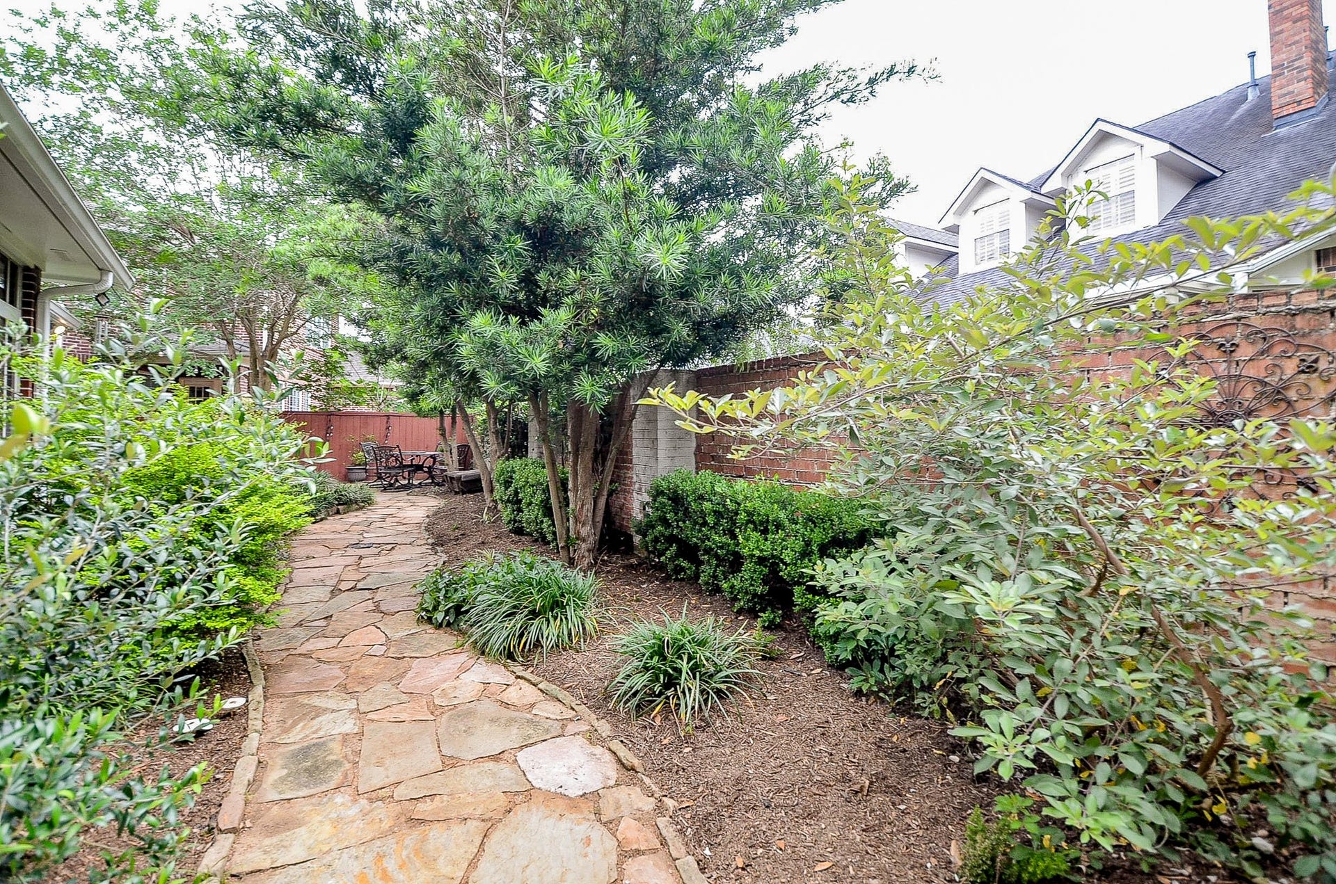 19 Ambleside Crescent Drive, Sugar Land, TX 77479 19 Ambleside Crescent Drive, Sugar Land, TX 77479