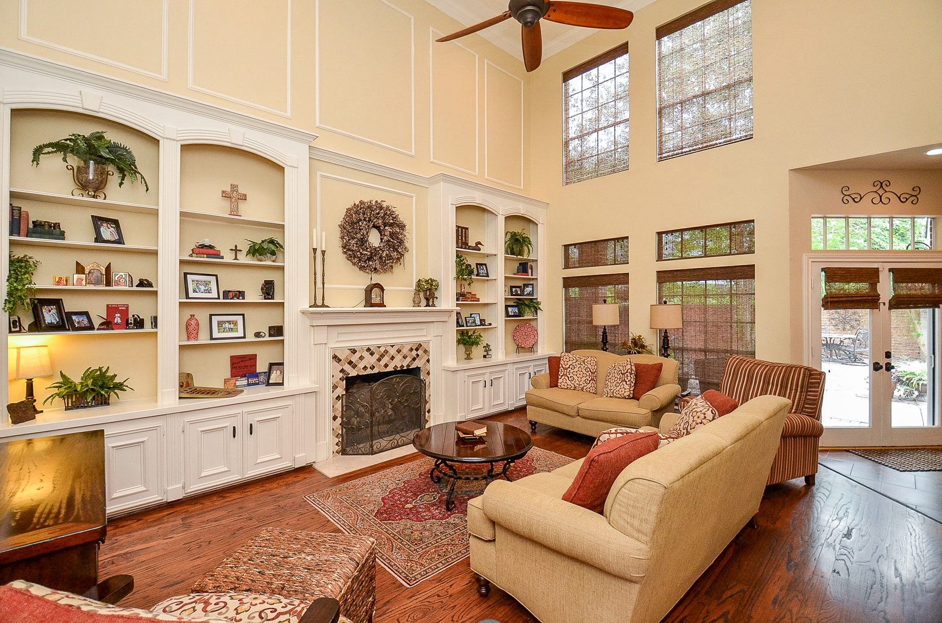 19 Ambleside Crescent Drive, Sugar Land, TX 77479 19 Ambleside Crescent Drive, Sugar Land, TX 77479