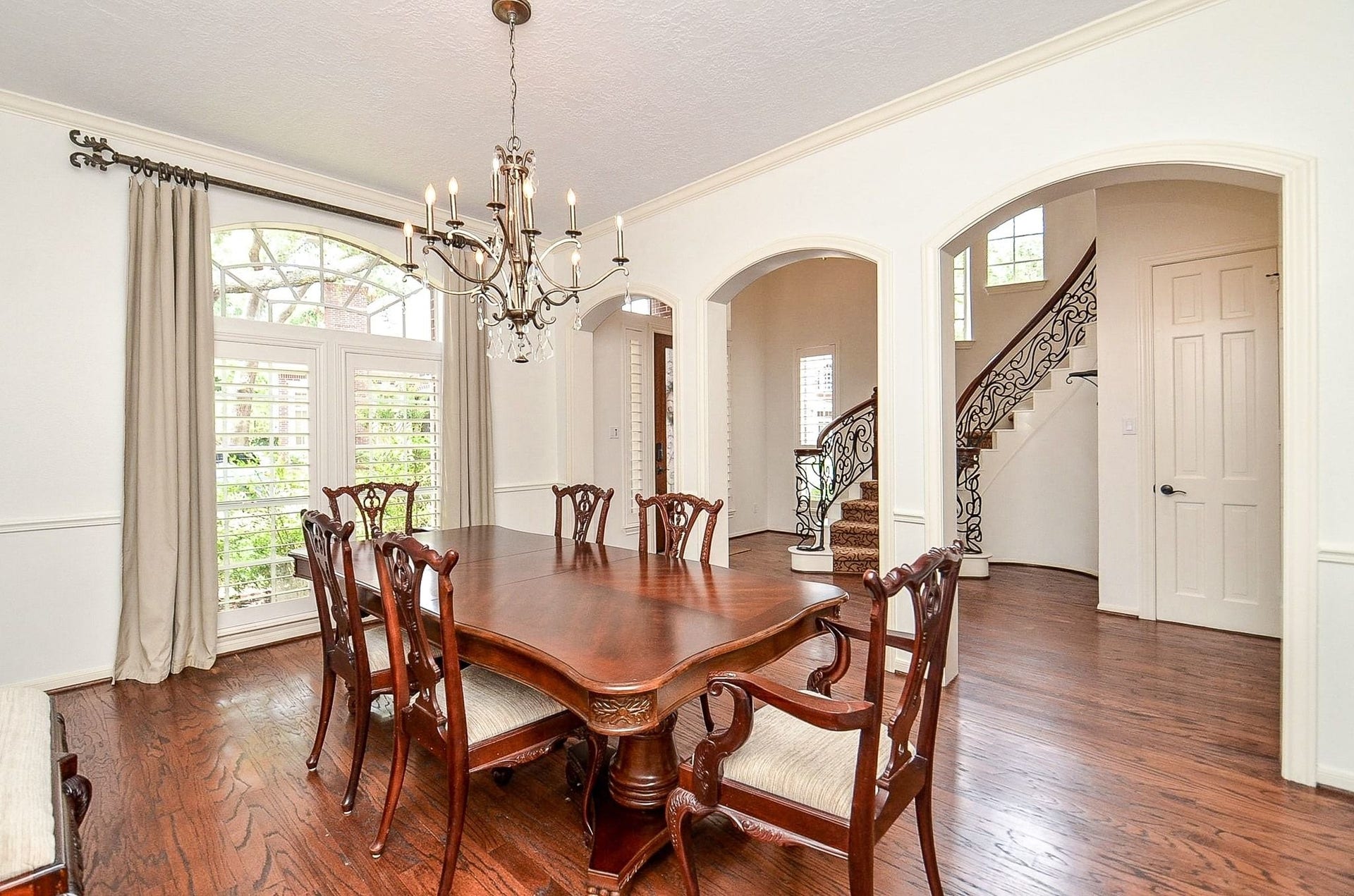 19 Ambleside Crescent Drive, Sugar Land, TX 77479 19 Ambleside Crescent Drive, Sugar Land, TX 77479