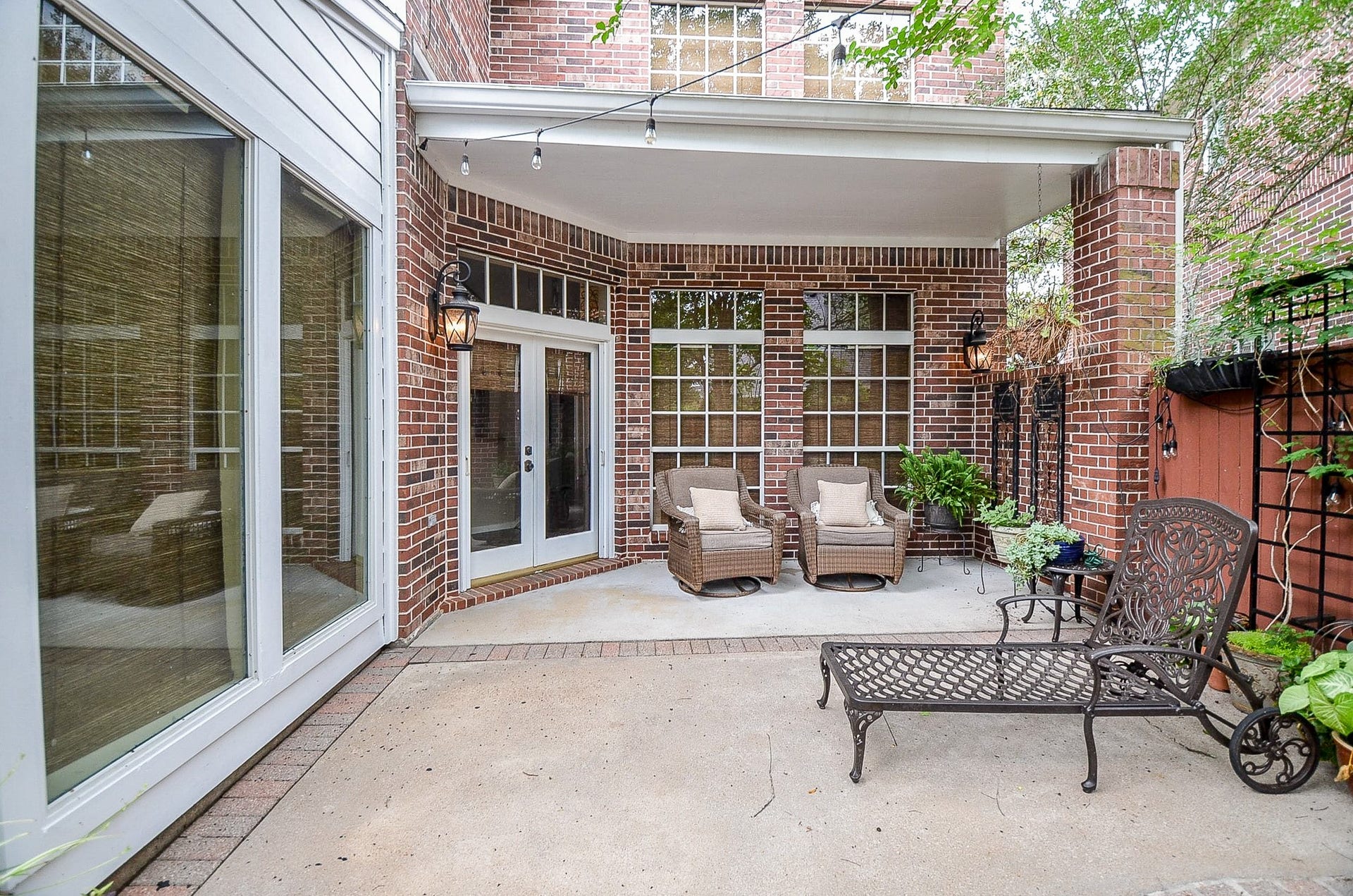 19 Ambleside Crescent Drive, Sugar Land, TX 77479 19 Ambleside Crescent Drive, Sugar Land, TX 77479