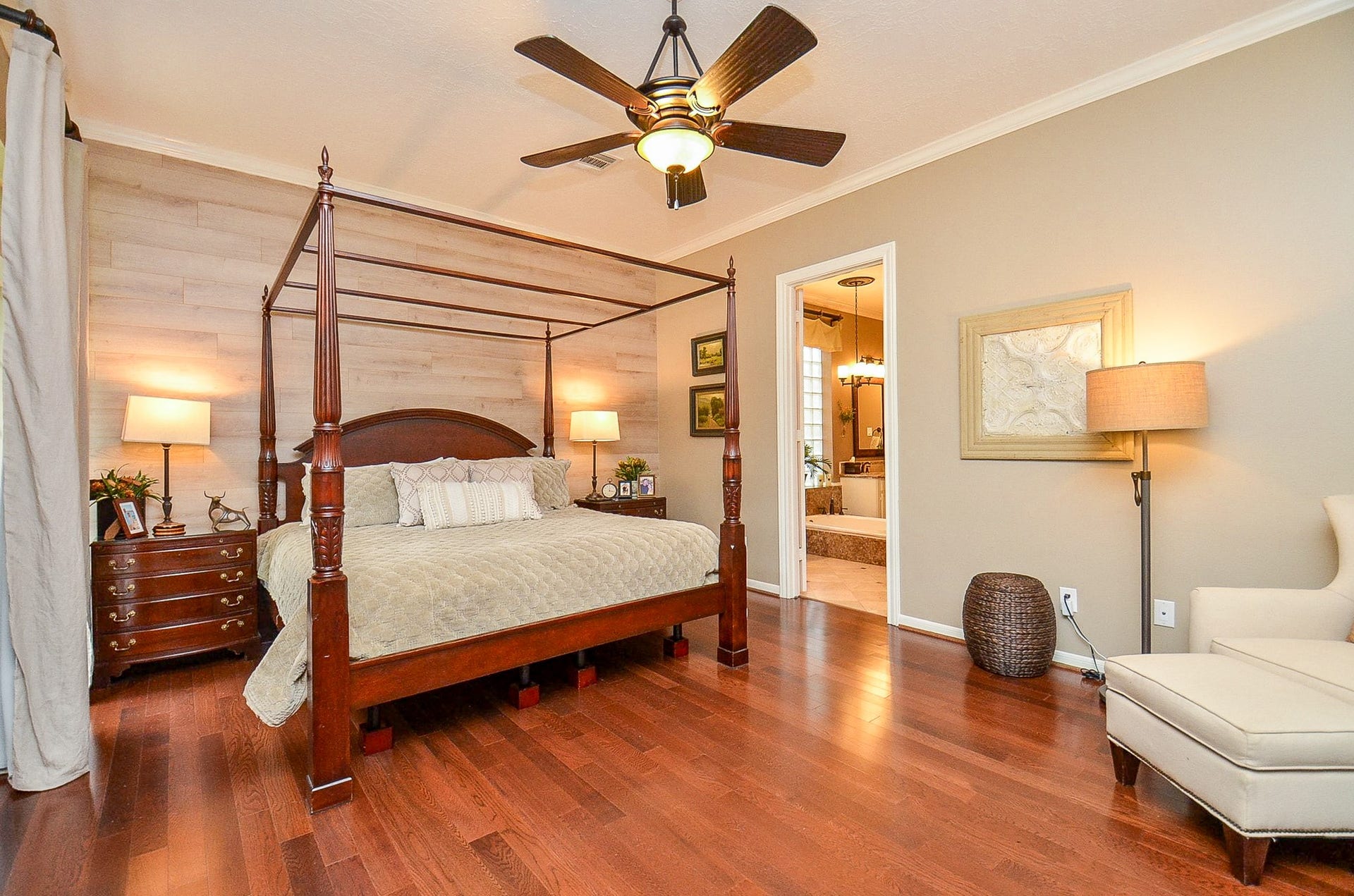 19 Ambleside Crescent Drive, Sugar Land, TX 77479 19 Ambleside Crescent Drive, Sugar Land, TX 77479