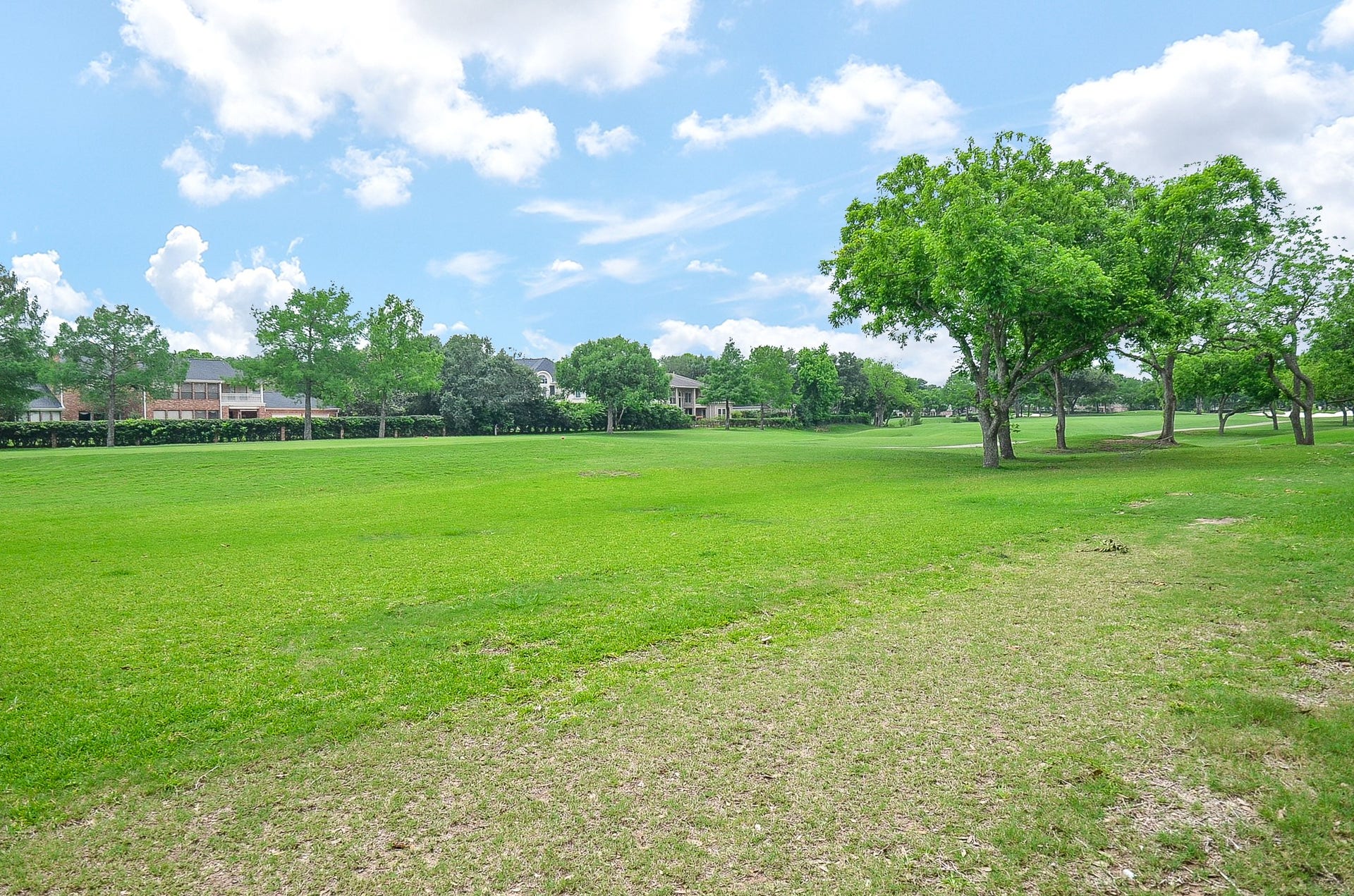 19 Ambleside Crescent Drive, Sugar Land, TX 77479 19 Ambleside Crescent Drive, Sugar Land, TX 77479