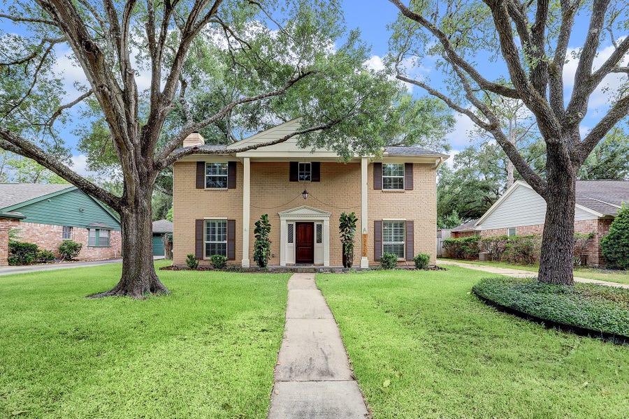 Property photo for 12523 Briar Forest Drive, Houston, TX
