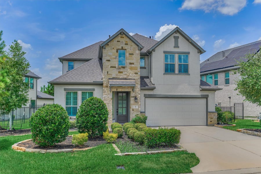 Property photo for 11 Shumard Oak Drive, The Woodlands, TX