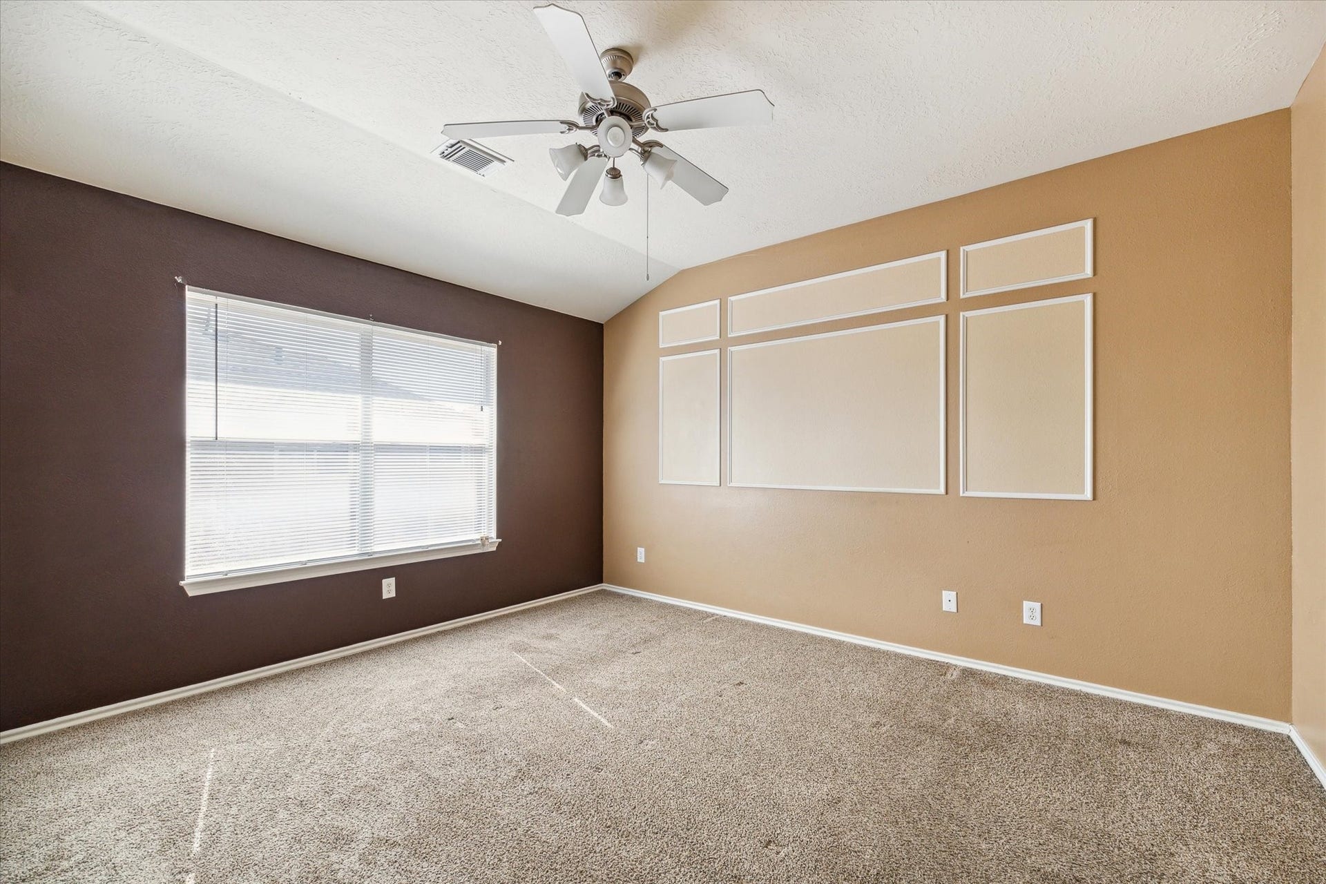 14307 Mirkwood Lane, Houston, TX 77014 14307 Mirkwood Lane, Houston, TX 77014