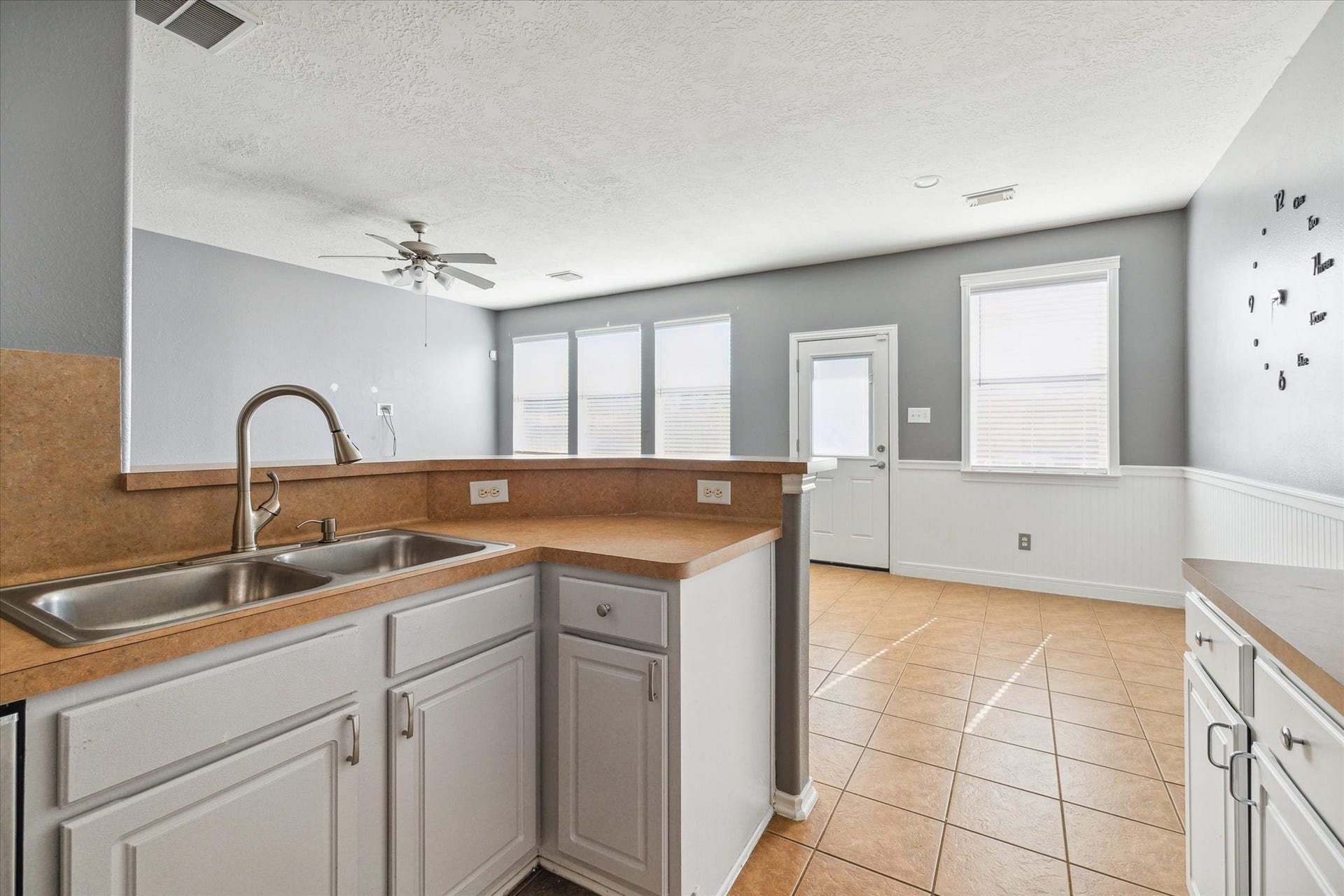14307 Mirkwood Lane, Houston, TX 77014 14307 Mirkwood Lane, Houston, TX 77014