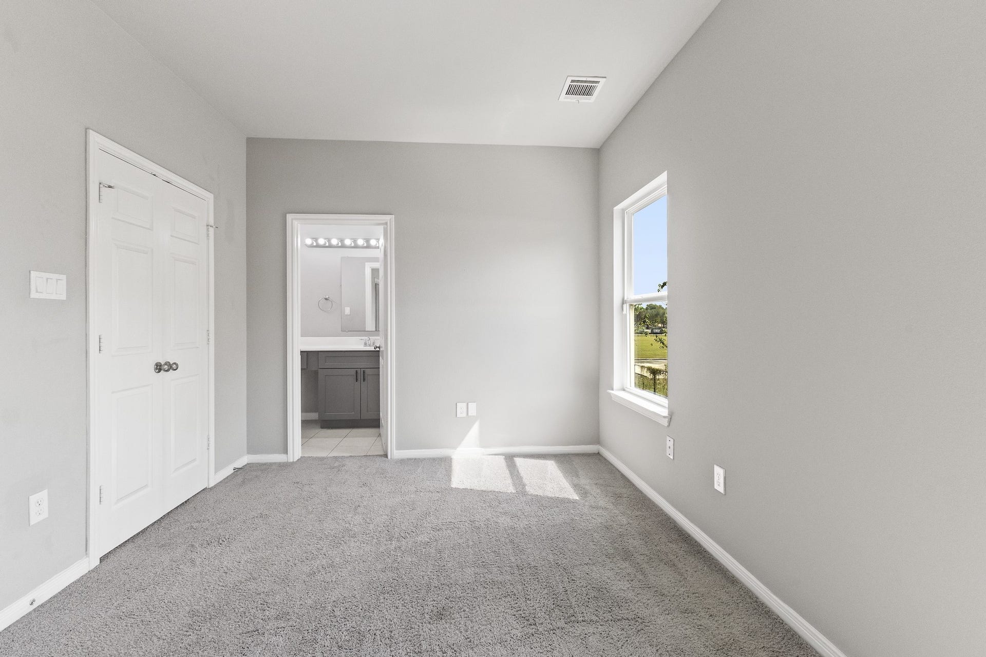 7903 Moon Beam Street, #AB, Houston, TX 77088 Unit B
