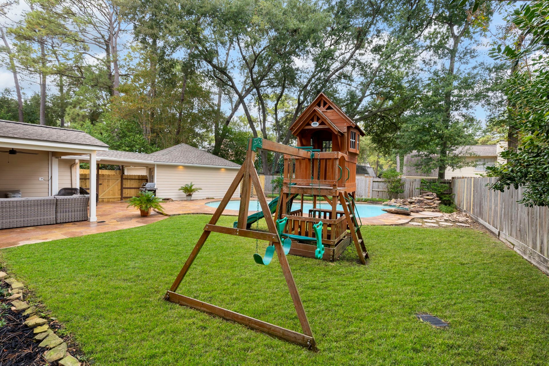 5210 Westminister Court, Houston, TX 77069 5210 Westminister Court, Houston, TX 77069