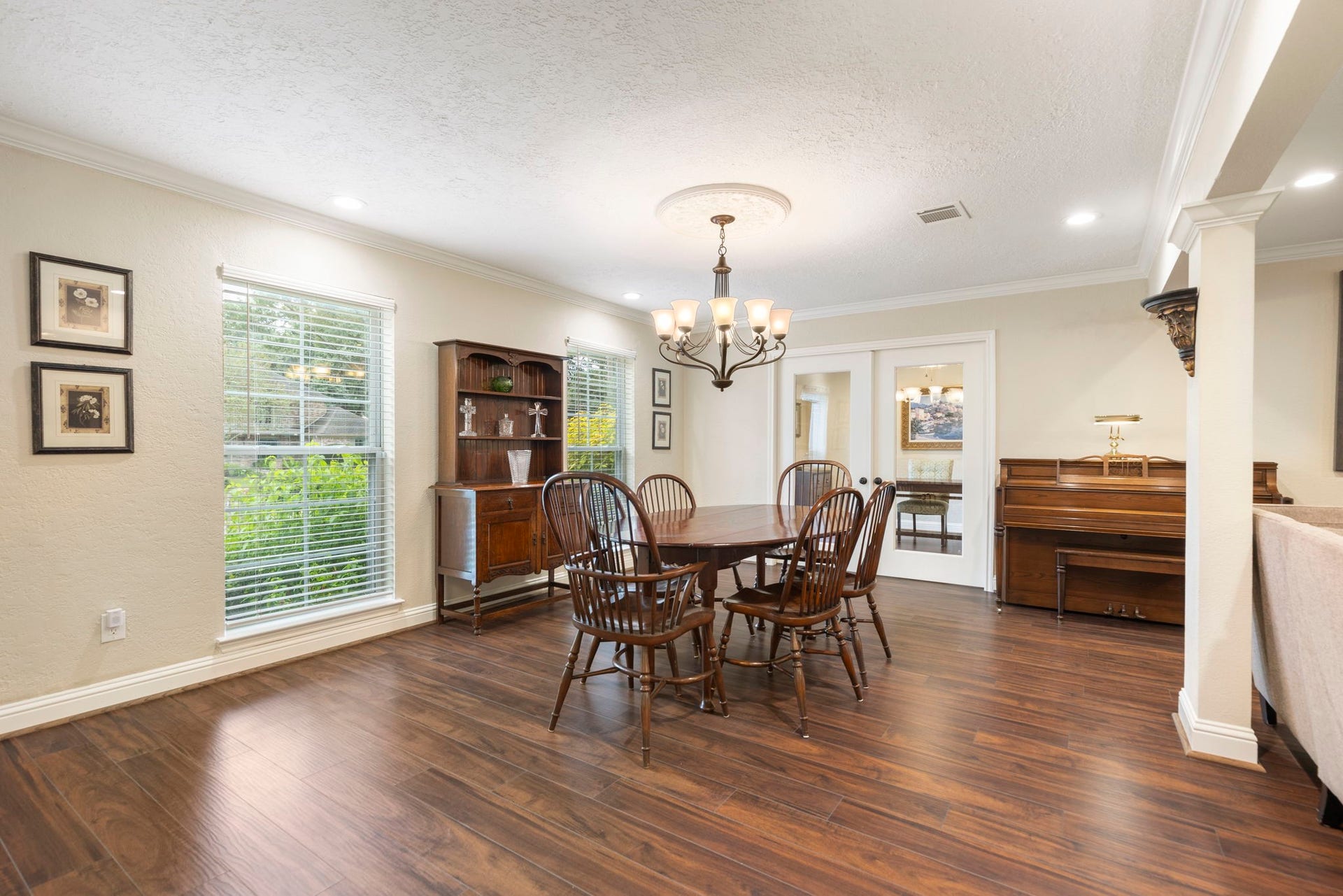5210 Westminister Court, Houston, TX 77069 5210 Westminister Court, Houston, TX 77069