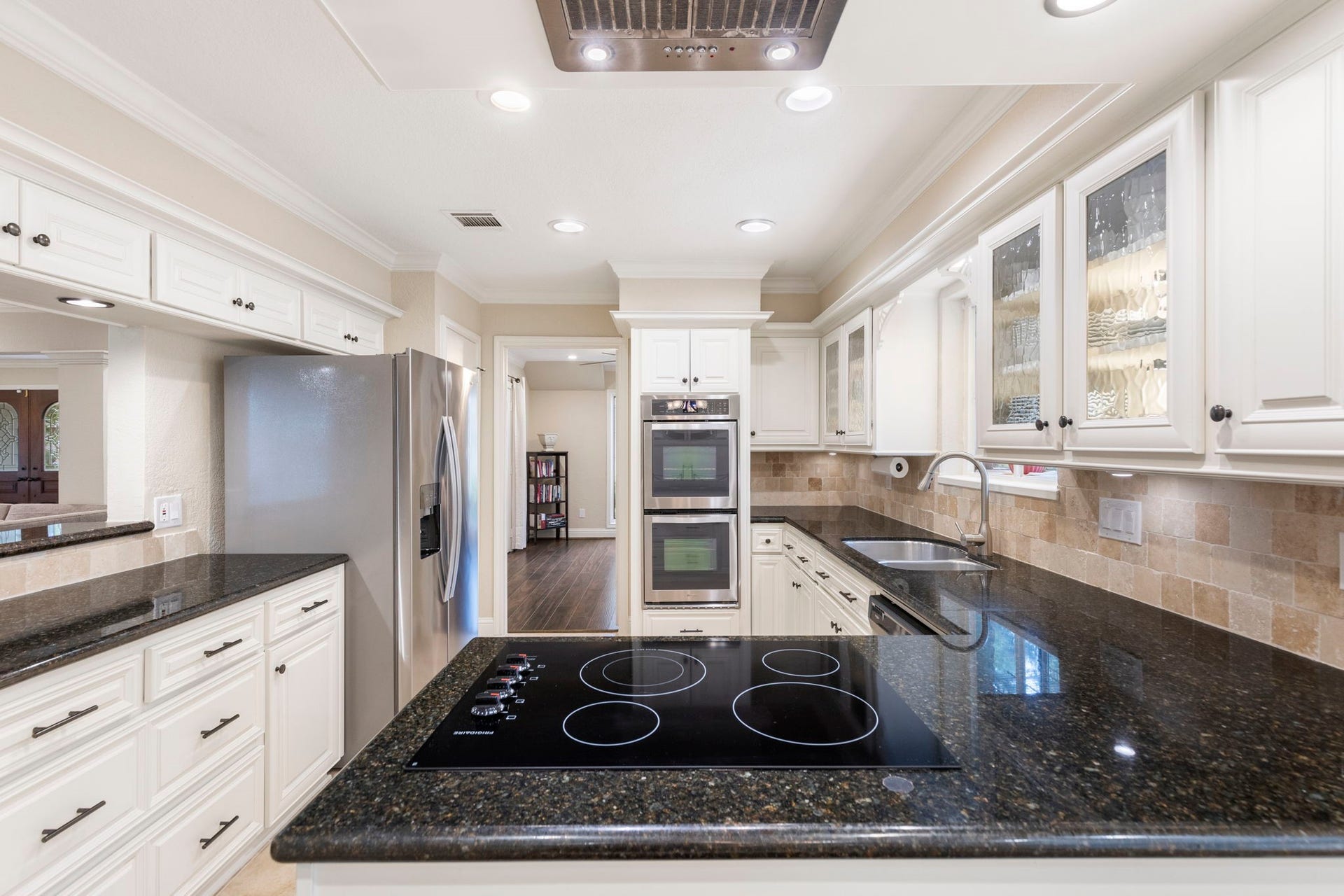 5210 Westminister Court, Houston, TX 77069 5210 Westminister Court, Houston, TX 77069