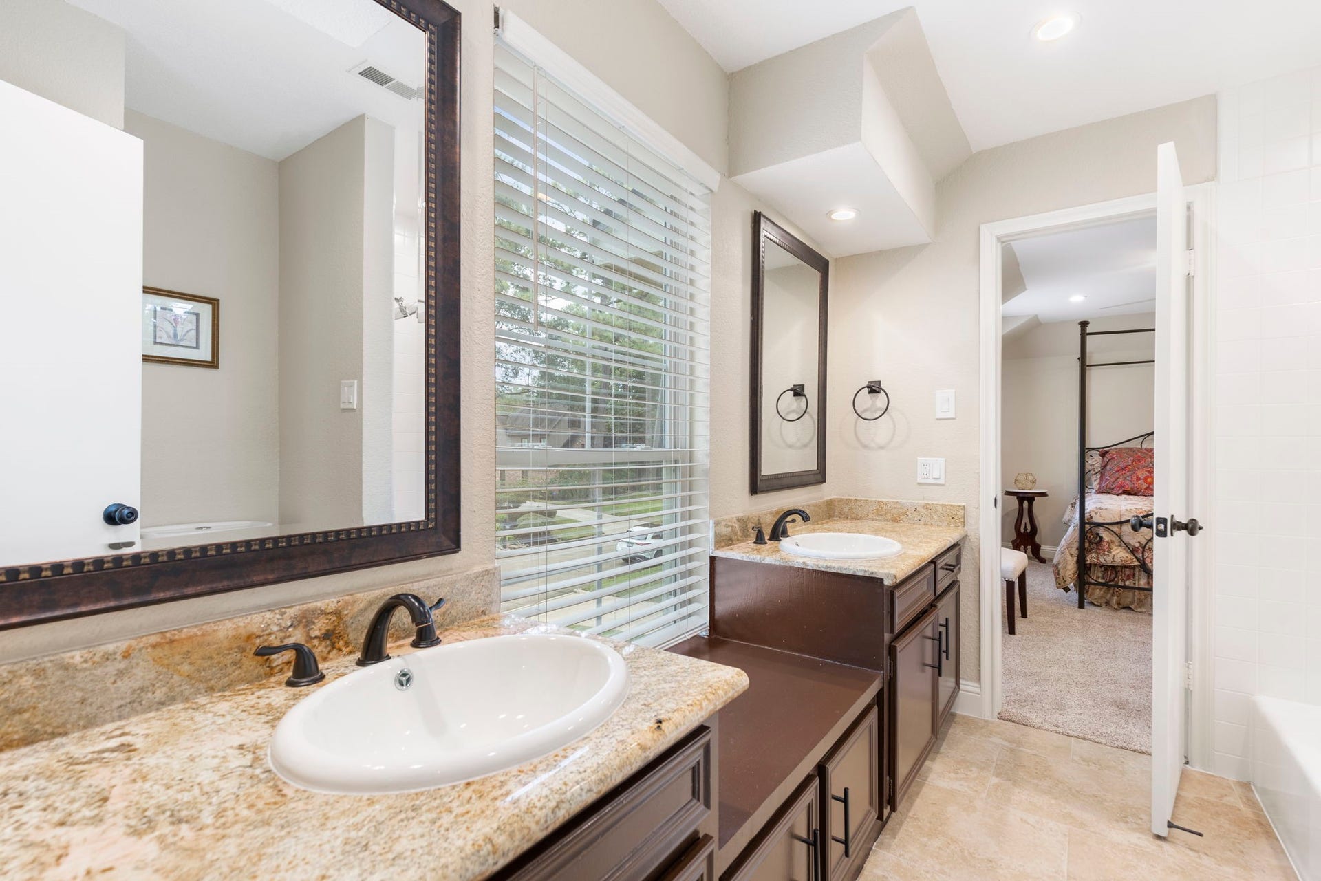 5210 Westminister Court, Houston, TX 77069 5210 Westminister Court, Houston, TX 77069