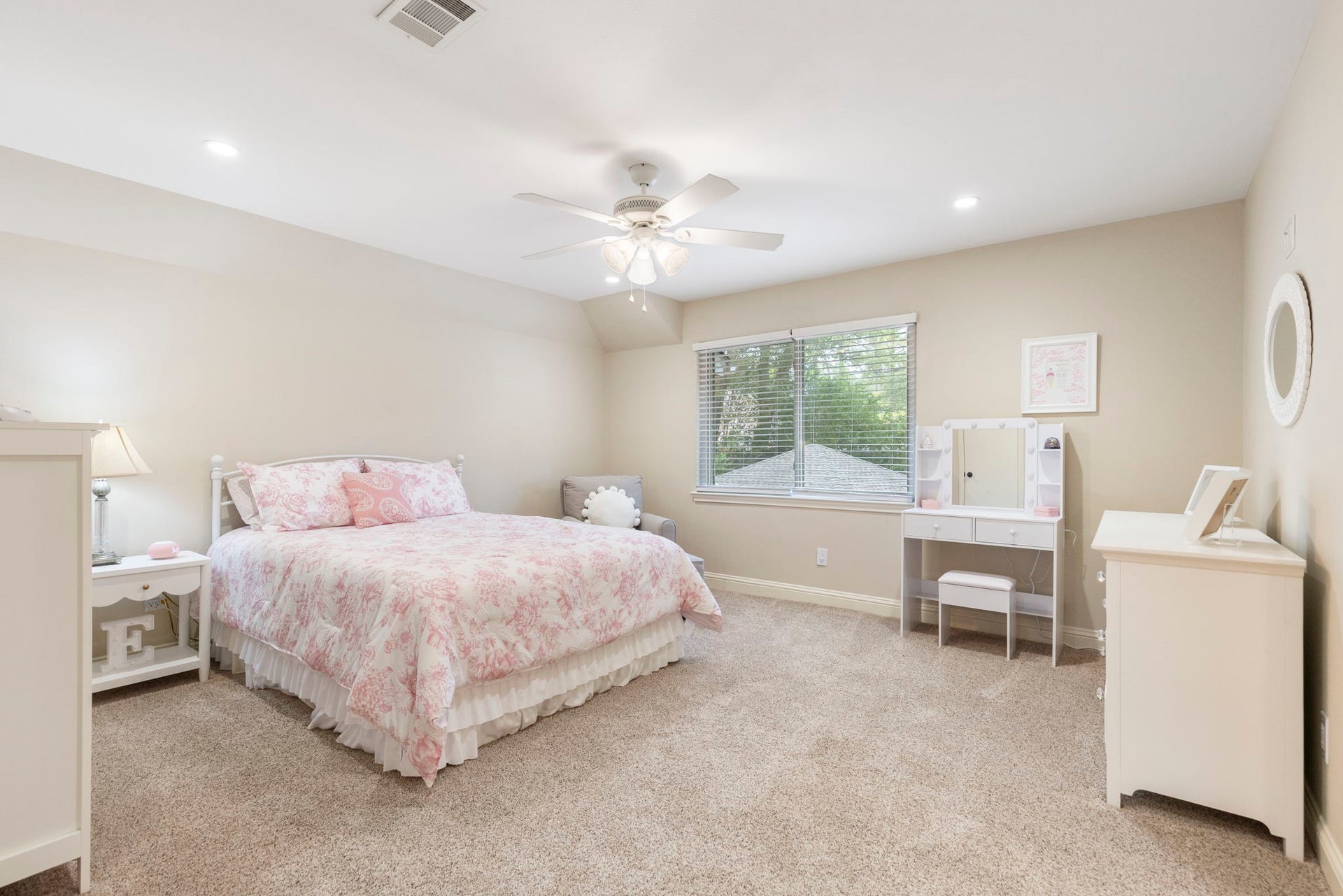 5210 Westminister Court, Houston, TX 77069 5210 Westminister Court, Houston, TX 77069