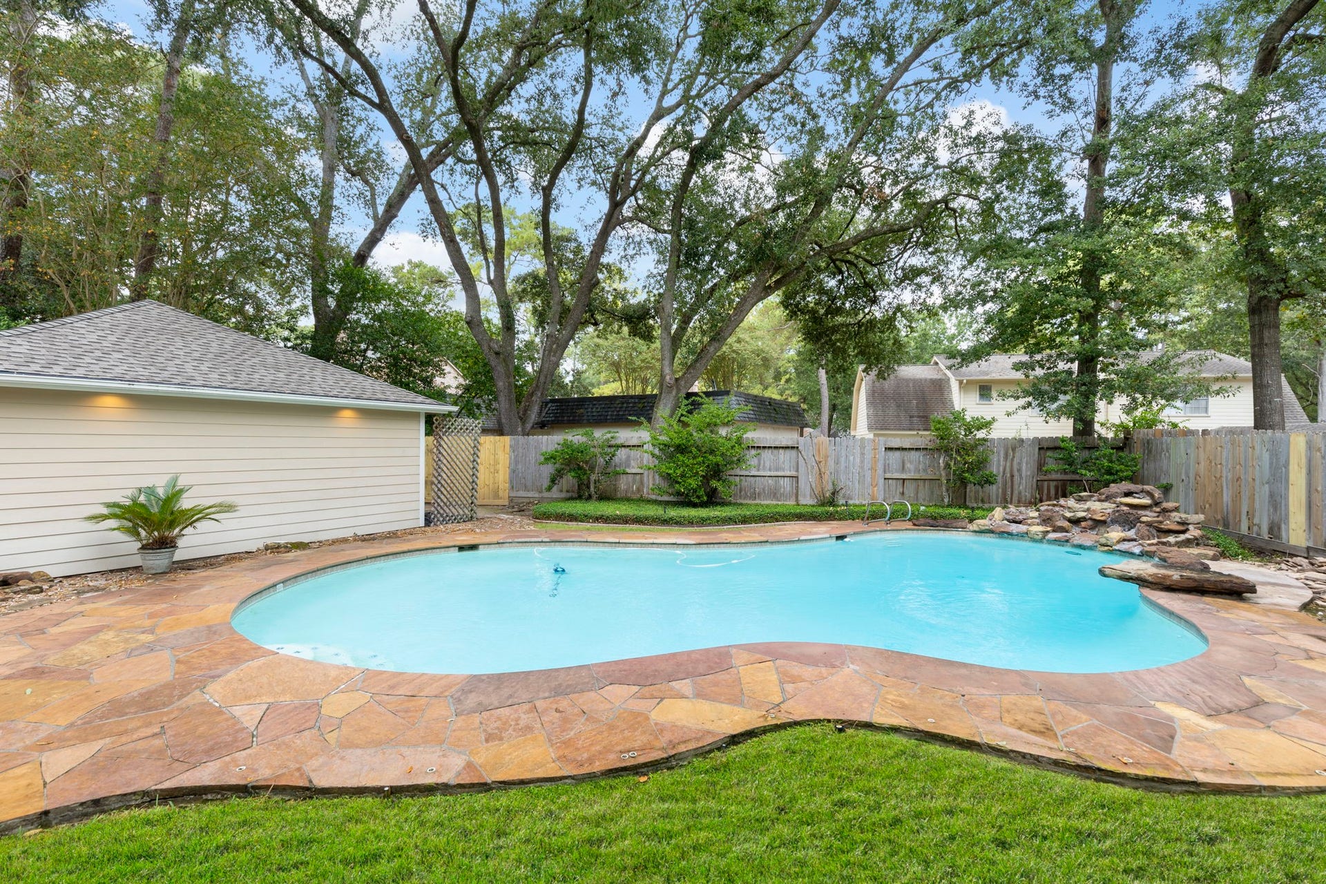 5210 Westminister Court, Houston, TX 77069 5210 Westminister Court, Houston, TX 77069