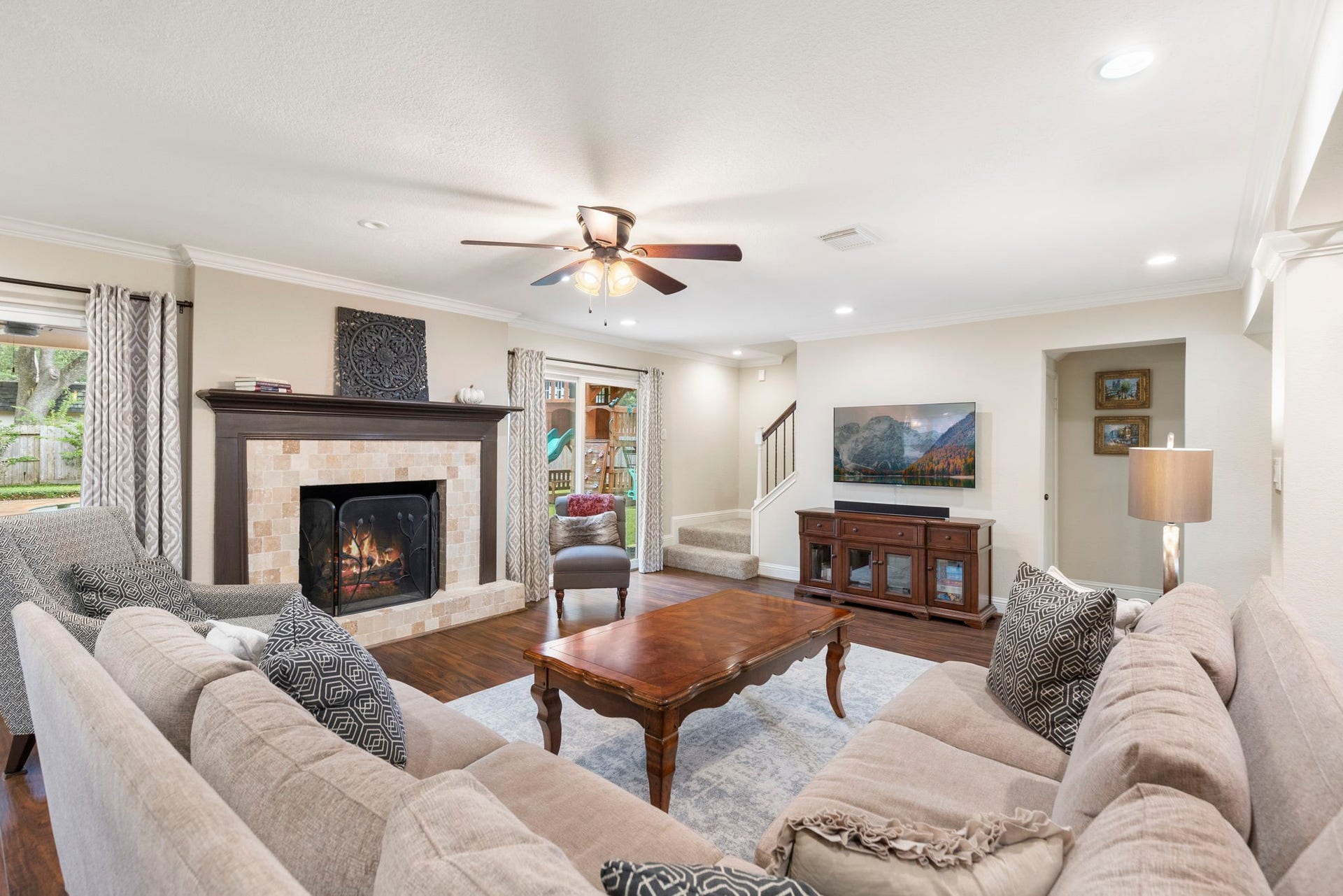 5210 Westminister Court, Houston, TX 77069 5210 Westminister Court, Houston, TX 77069