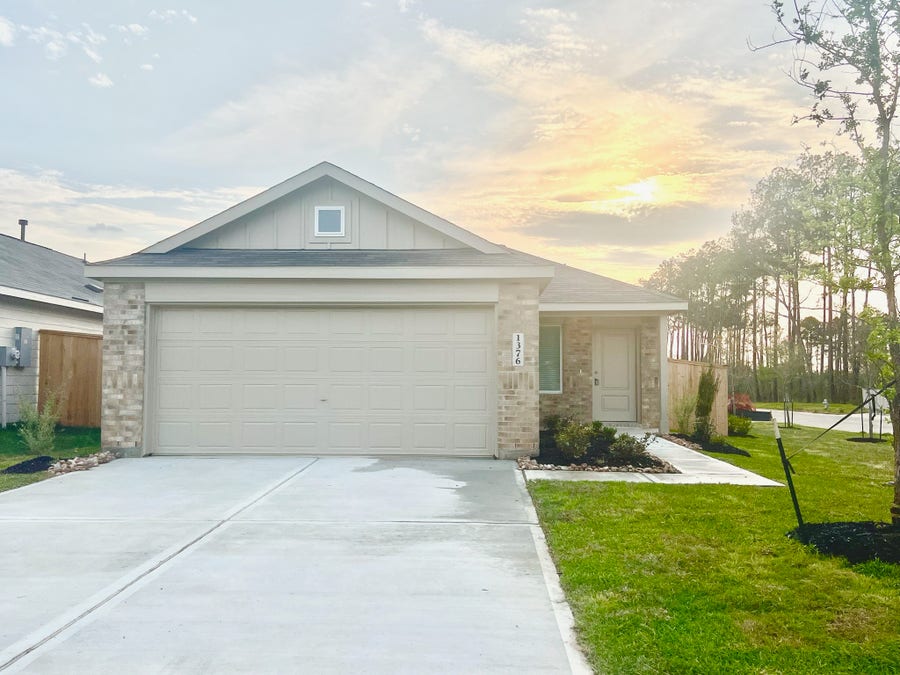 Property photo for 1376 Diamond Carnation Drive, Conroe, TX