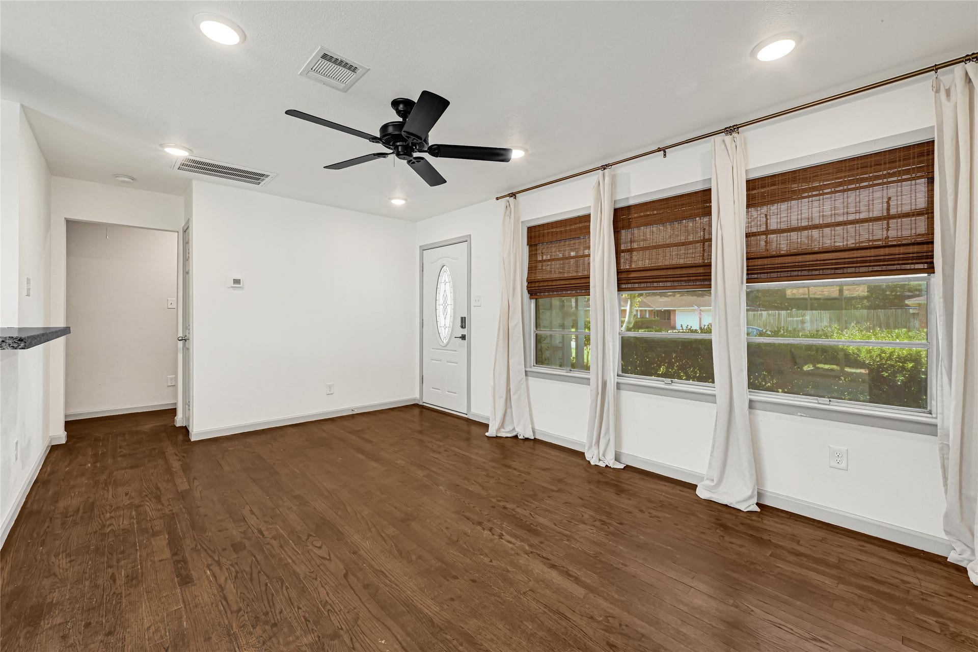 209 W 6th Street, Deer Park, TX 77536 Bask in the abundant natural light flooding this inviting living room