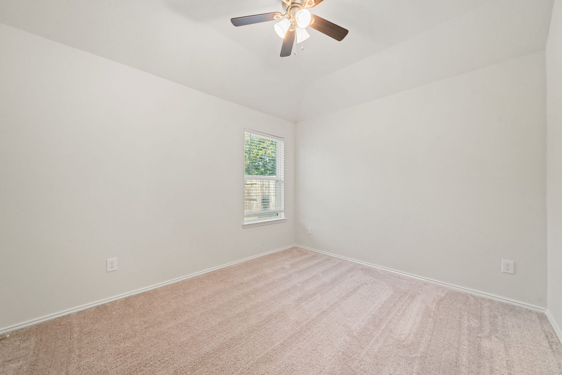 1705 Diamond Mountain Drive, Rosharon, TX 77583 1705 Diamond Mountain Drive, Rosharon, TX 77583