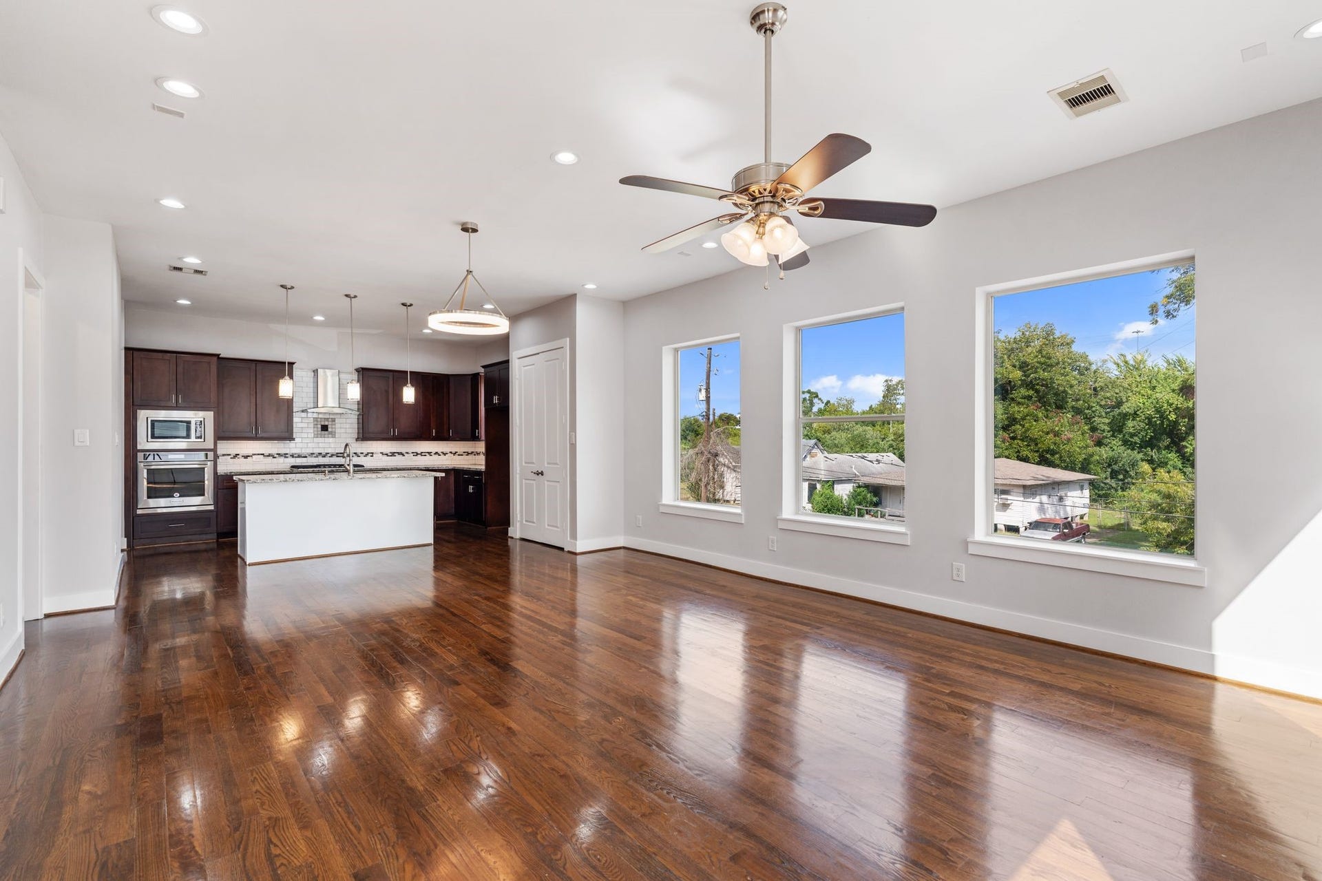 1005 Bingham Street, #5, Houston, TX 77007 1005 Bingham Street, #5, Houston, TX 77007