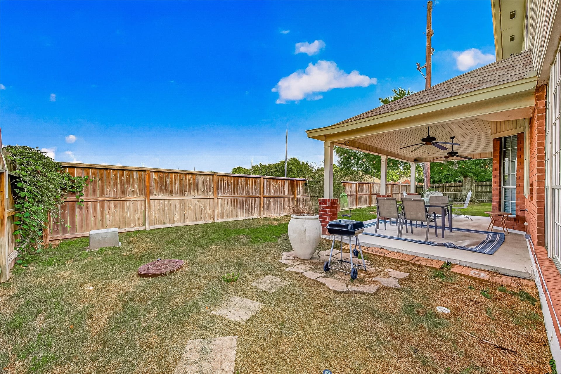 7406 Pleasant Ridge Drive, Houston, TX 77095 nice backyard with no back neighbor