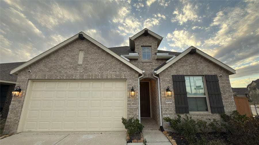 Property photo for 4959 Shimmer Side Drive, Katy, TX