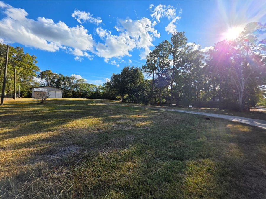 Property photo for 6003 Pine Tree Trail, Alvin, TX