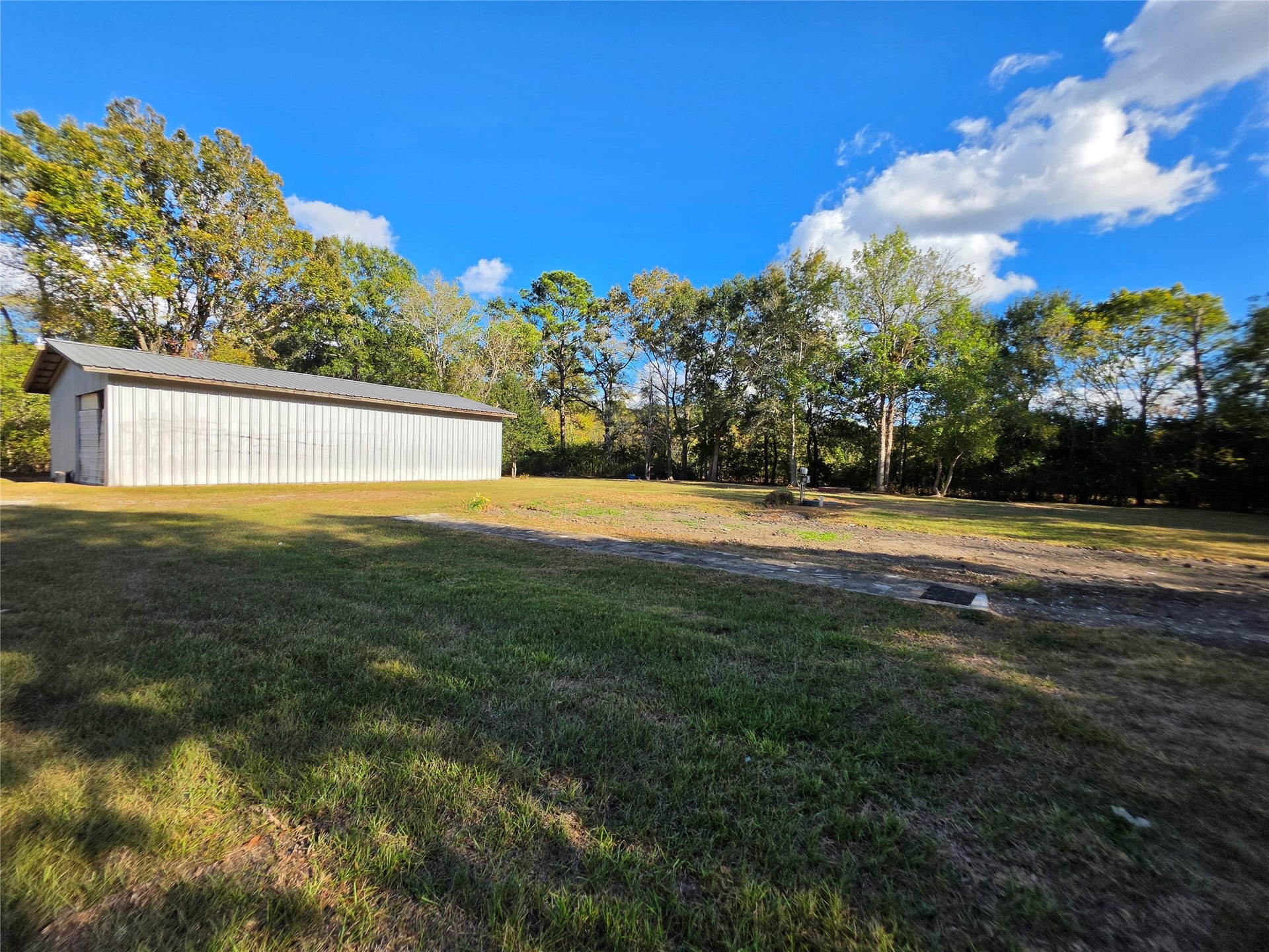 6003 Pine Tree Trail, Alvin, TX 77511