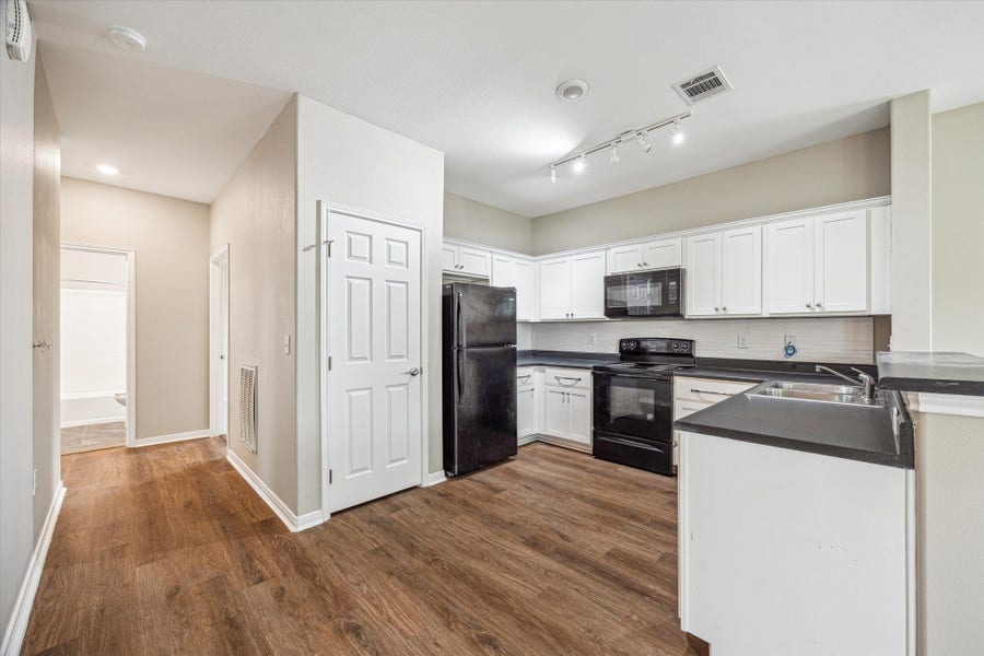 Property photo for 531 N Lake Drive, Holiday Lakes, TX