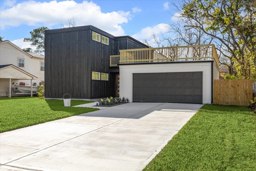 Property photo for 212 N Forrest Avenue, La Porte, TX