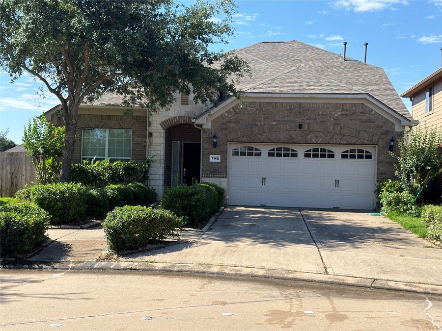 Property photo for 7142 Breton Bay Pass, Missouri City, TX