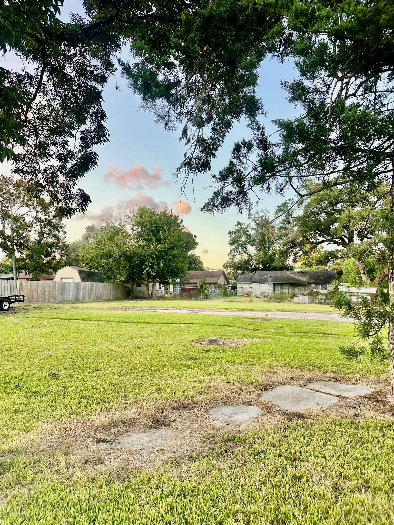 348 Hinken Street, Clute, TX 77531 348 Hinken Street, Clute, TX 77531