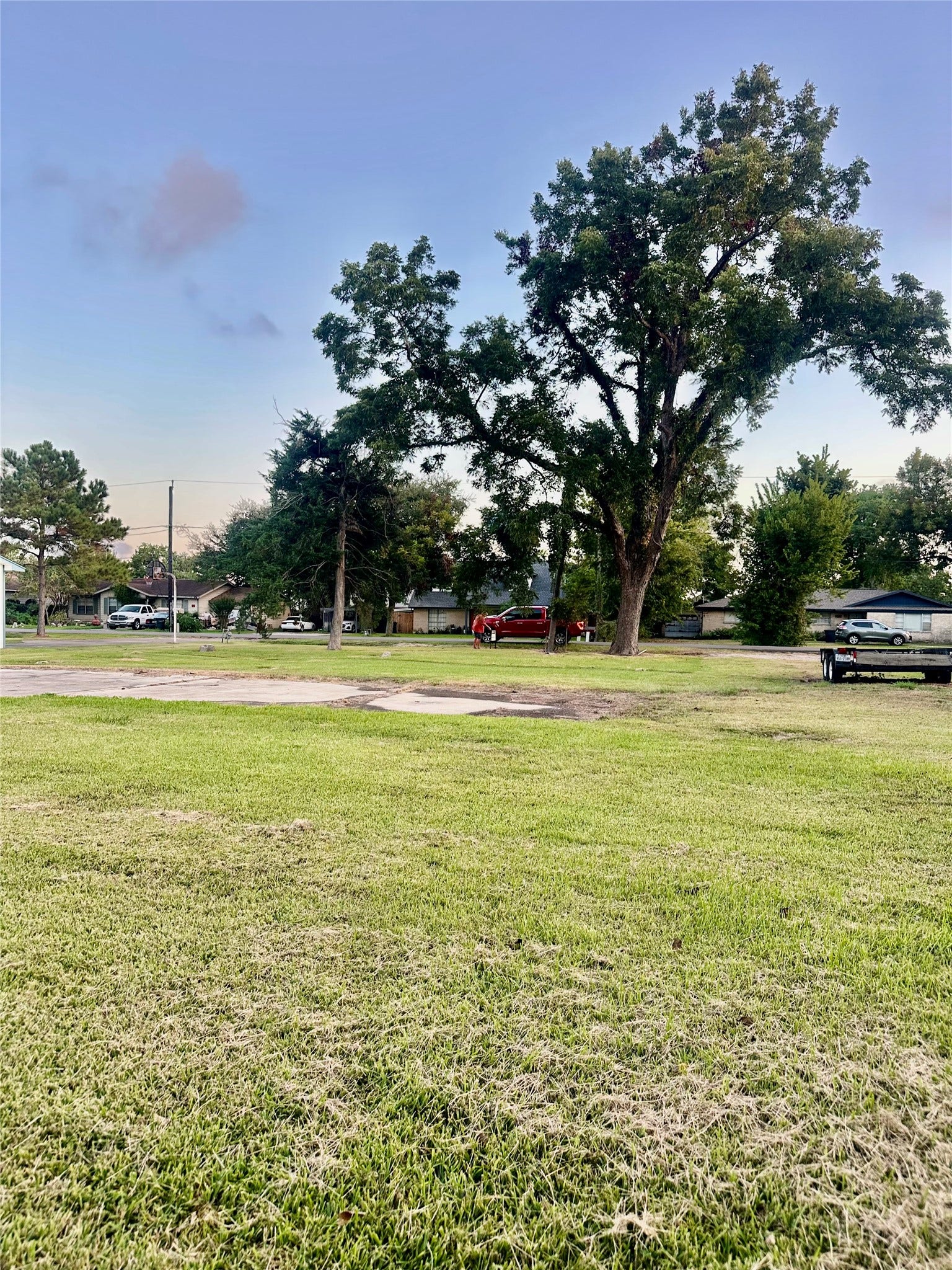 348 Hinken Street, Clute, TX 77531 348 Hinken Street, Clute, TX 77531