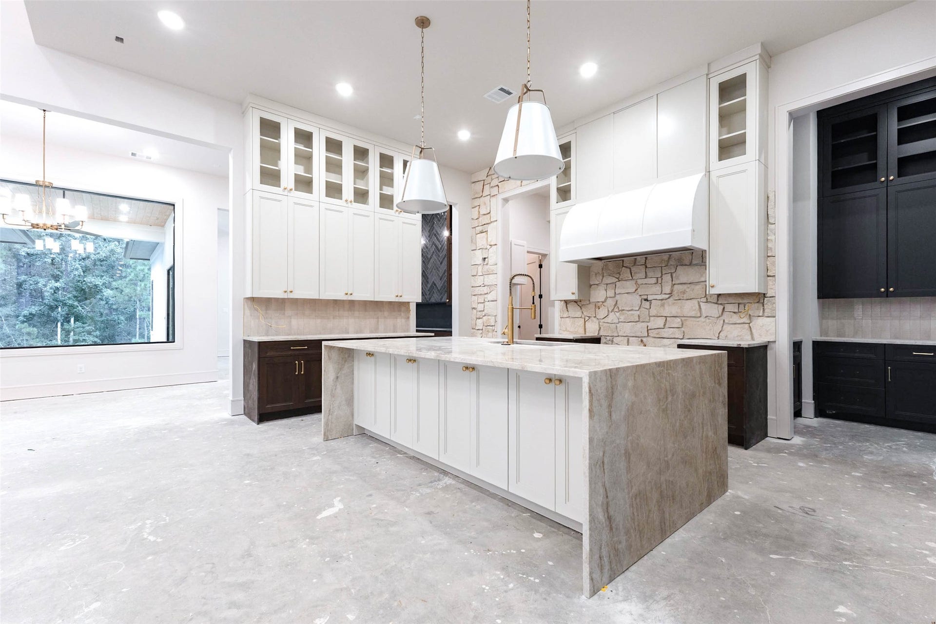 25332 High Meadow West Drive, Montgomery, TX 77316 25332 High Meadow West Drive, Montgomery, TX 77316