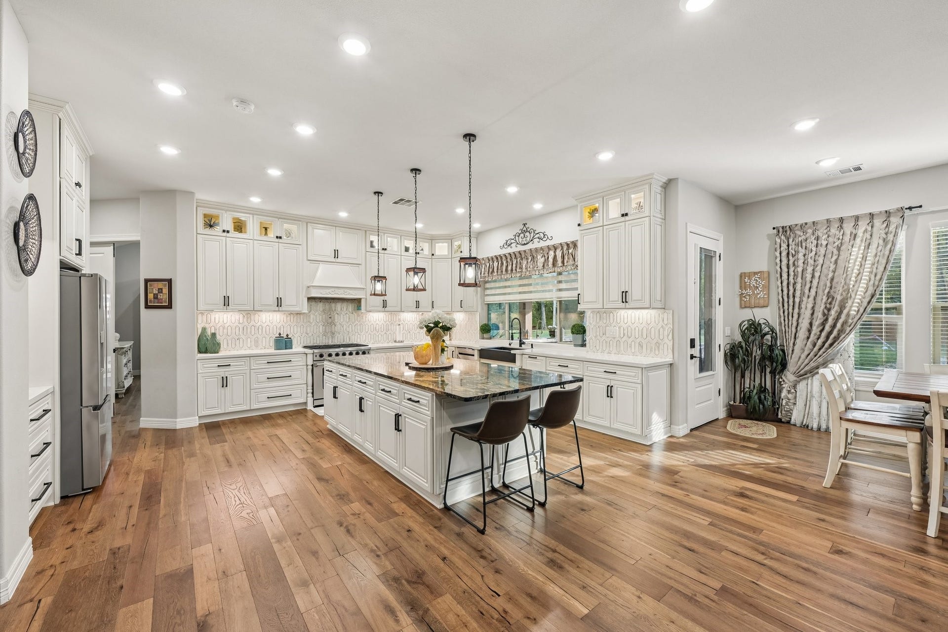 33135 Willow Bend Road, Waller, TX 77484