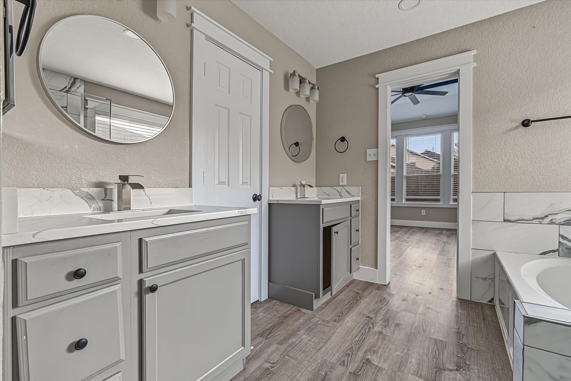 10326 Kentington Oak Drive, Humble, TX 77396